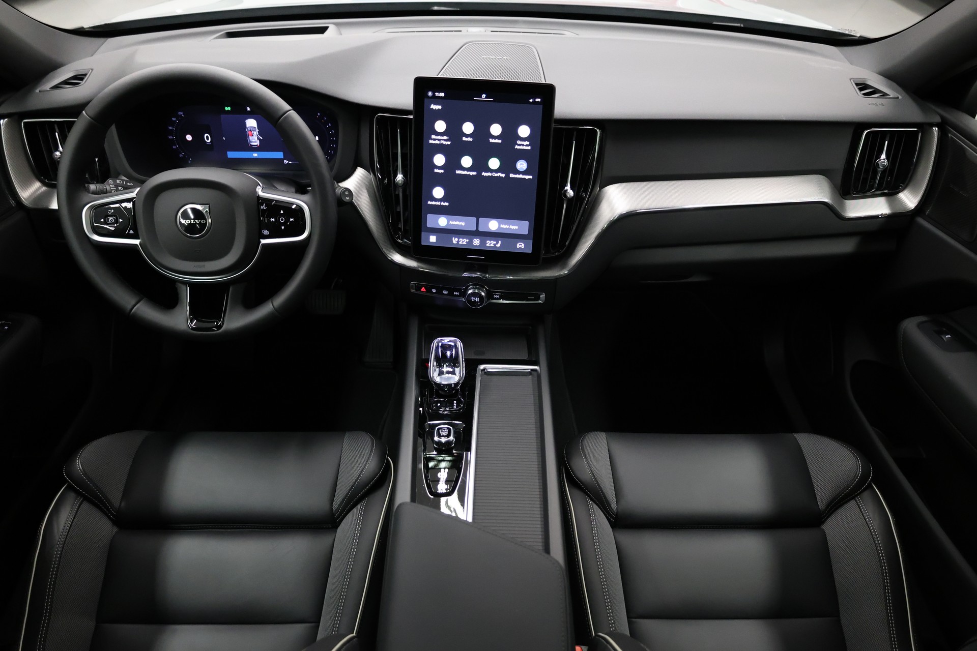 VOLVO XC60 2.0 B5 MH Black Edition AWD-image-16