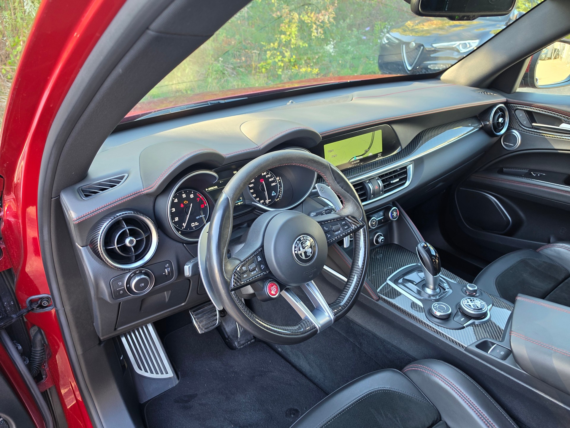 ALFA ROMEO Stelvio 2.9 V6 Quadrifoglio-image-4