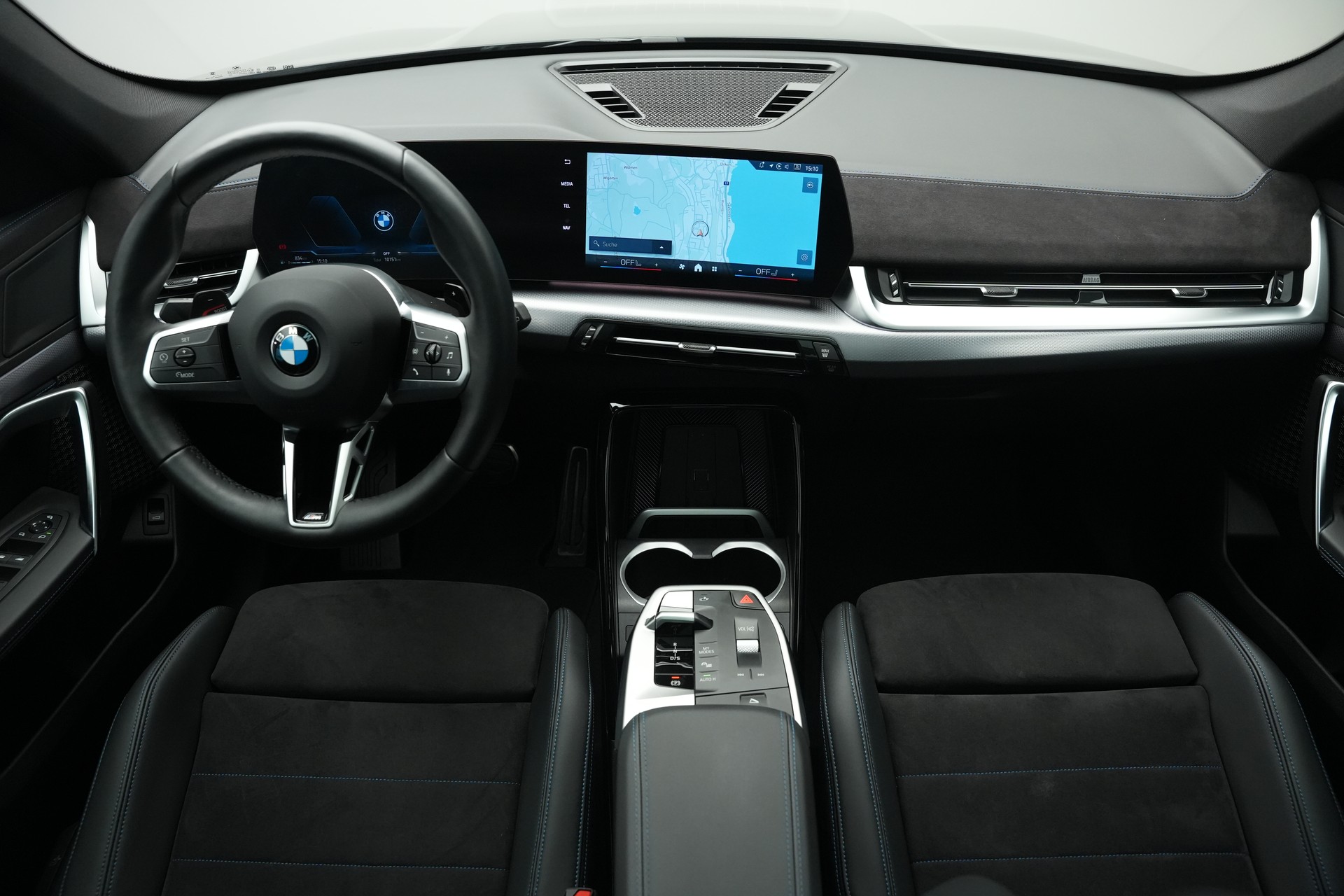 BMW X1 sDrive 18i M Sport *Panorama* *Harman/Kardon*-image-9