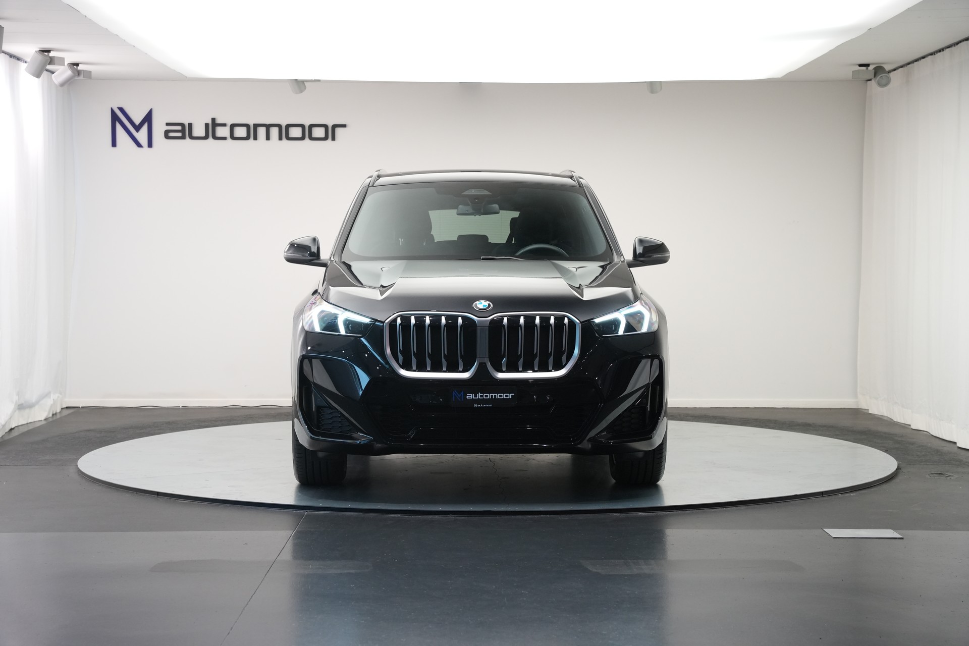 BMW X1 sDrive 18i M Sport *Panorama* *Harman/Kardon*-image-1