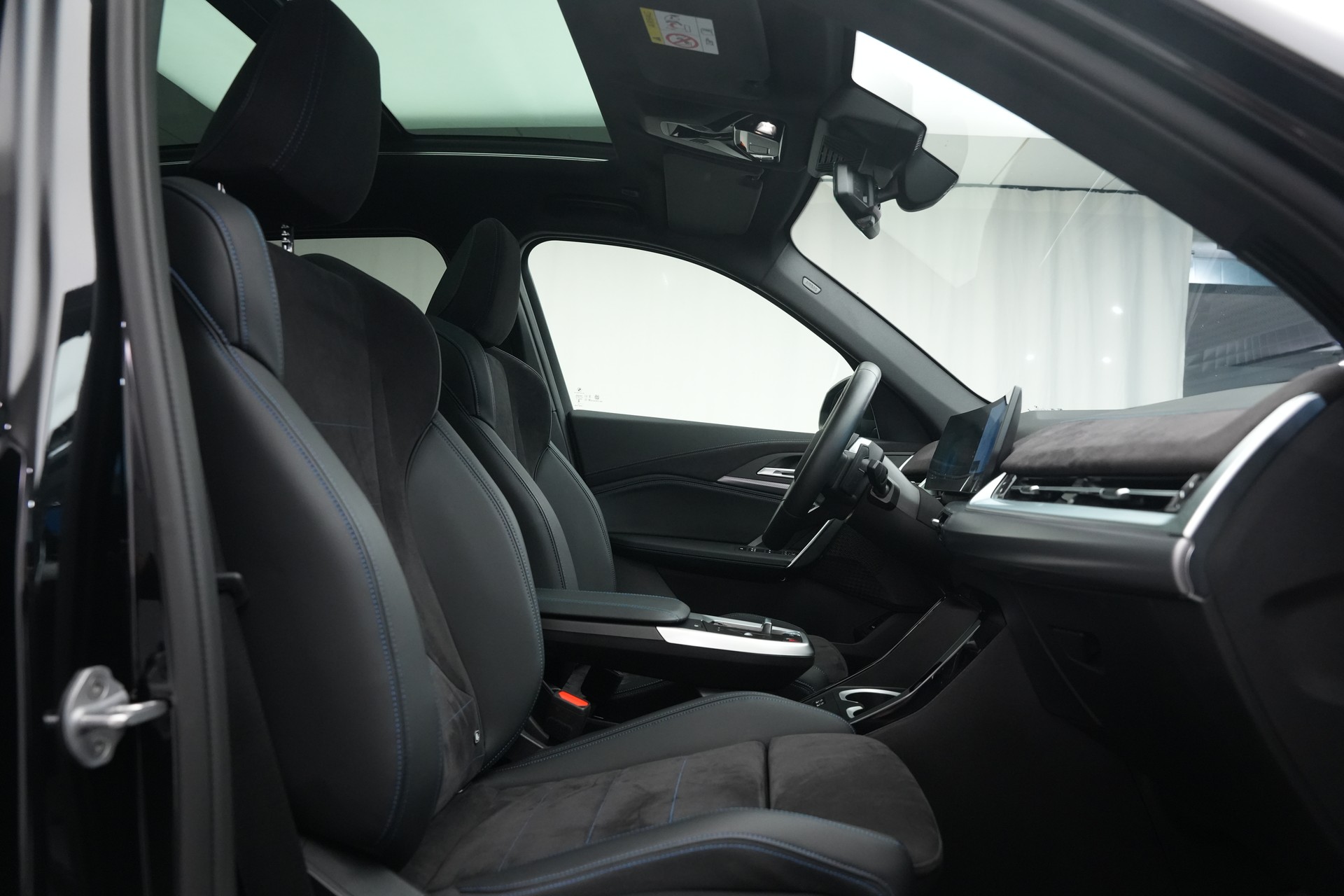 BMW X1 sDrive 18i M Sport *Panorama* *Harman/Kardon*-image-13