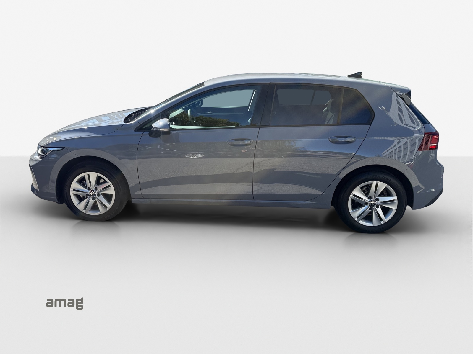 VW Golf 1.5 TSI Basis-image-1