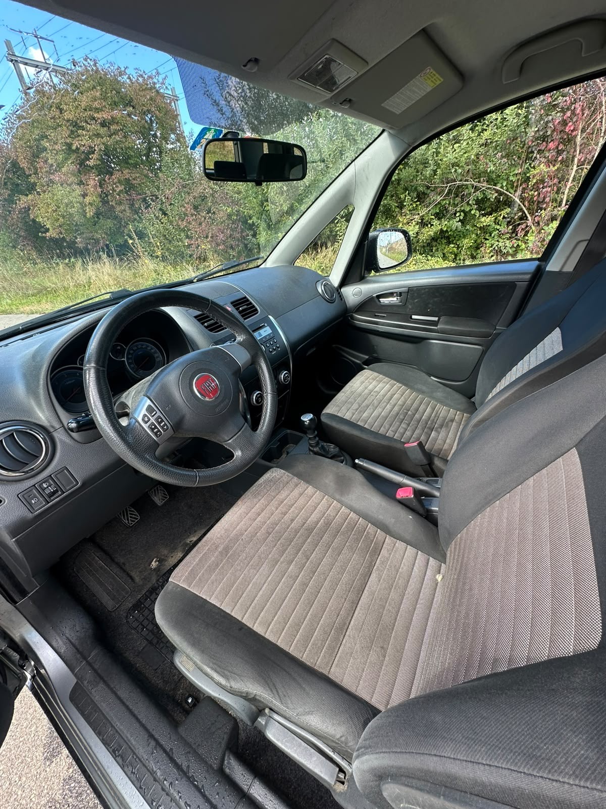FIAT Sedici 2.0JTD 4WD Dynamic-image-11