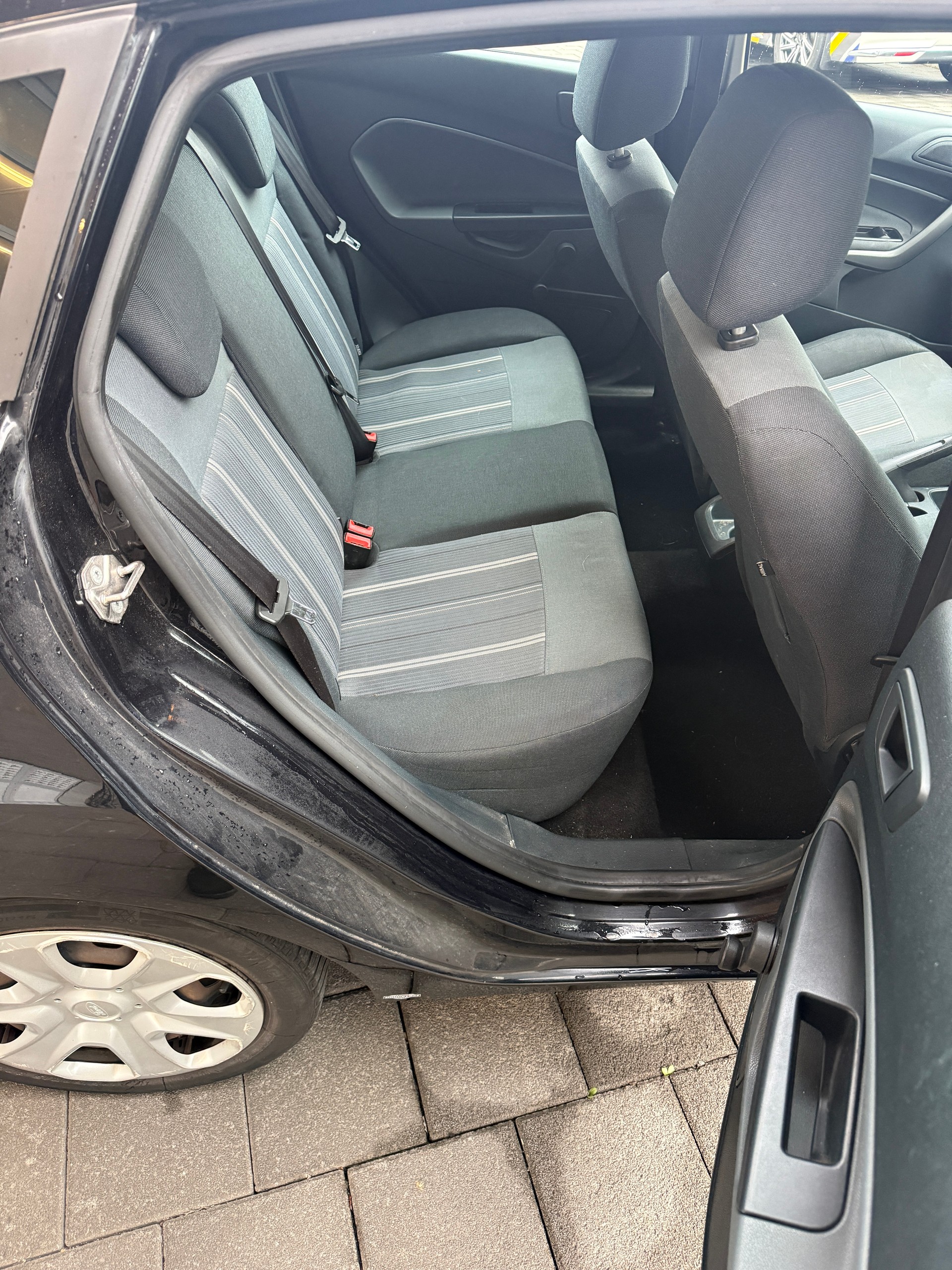 FORD Fiesta 1.25 16V Trend-image-12