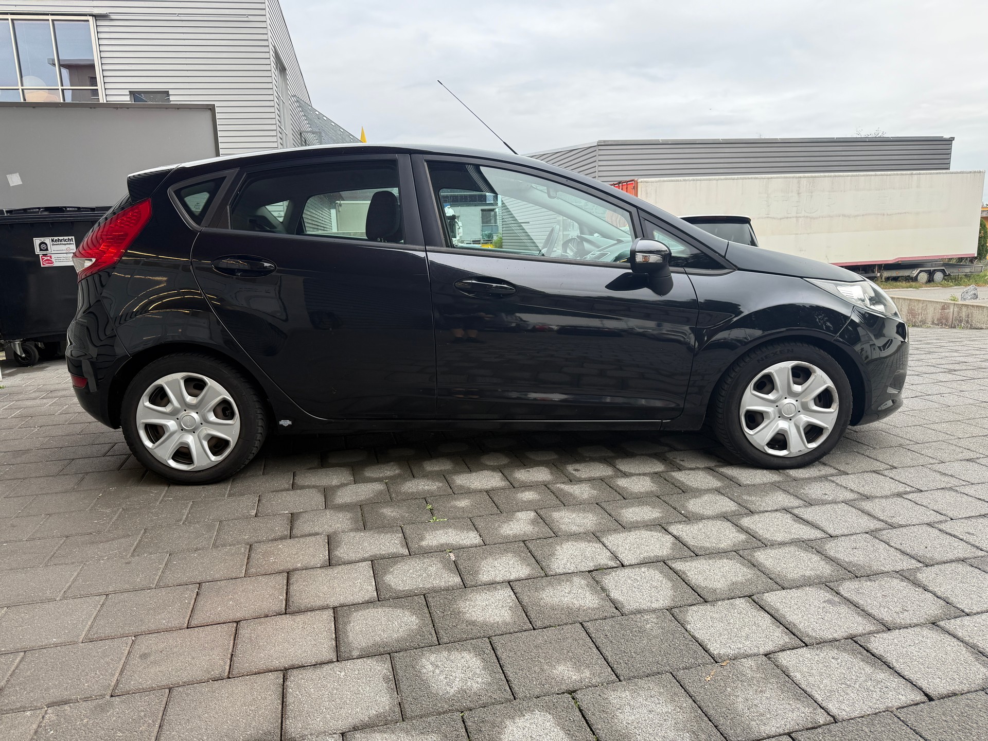 FORD Fiesta 1.25 16V Trend-image-4