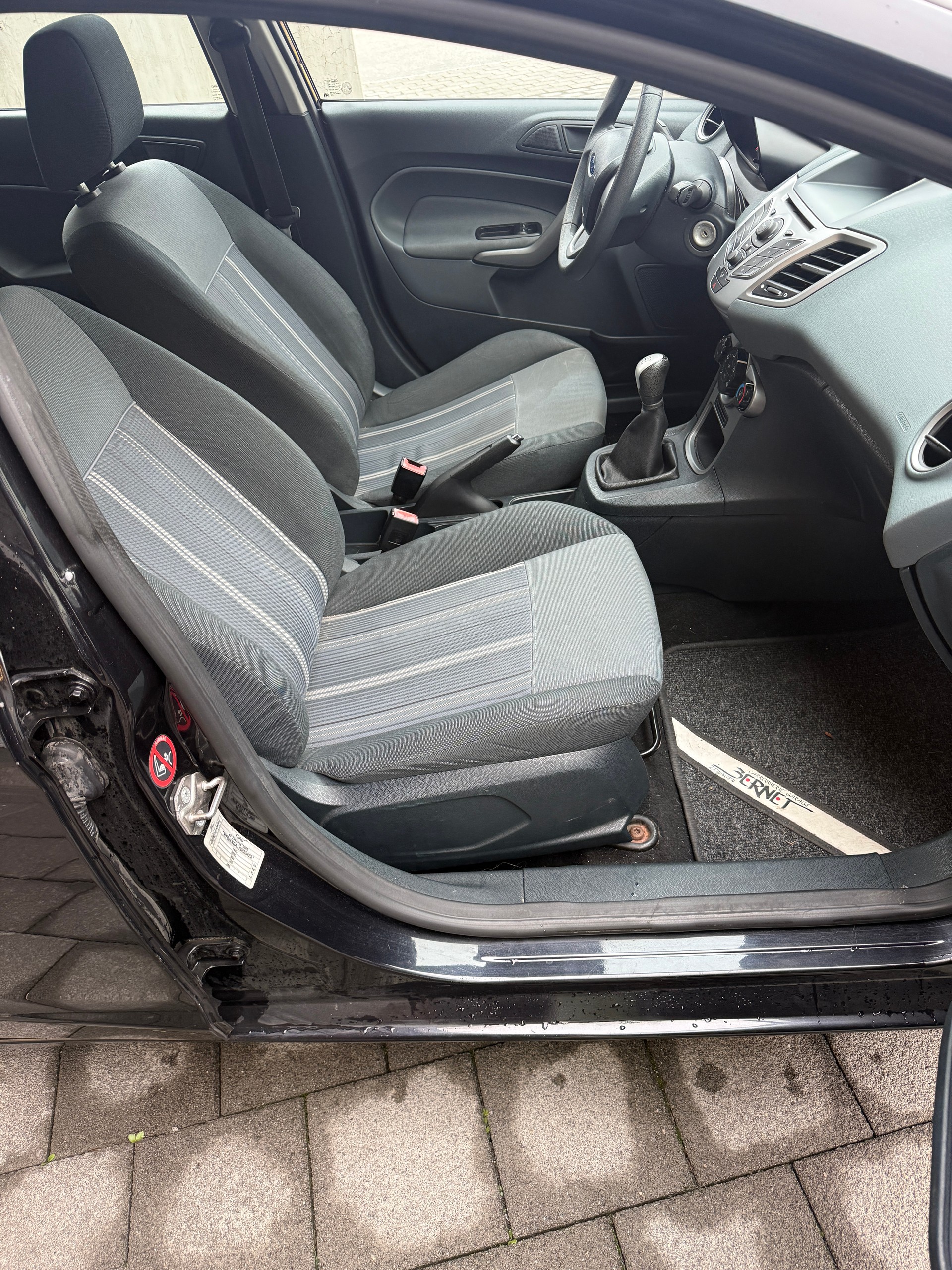FORD Fiesta 1.25 16V Trend-image-13
