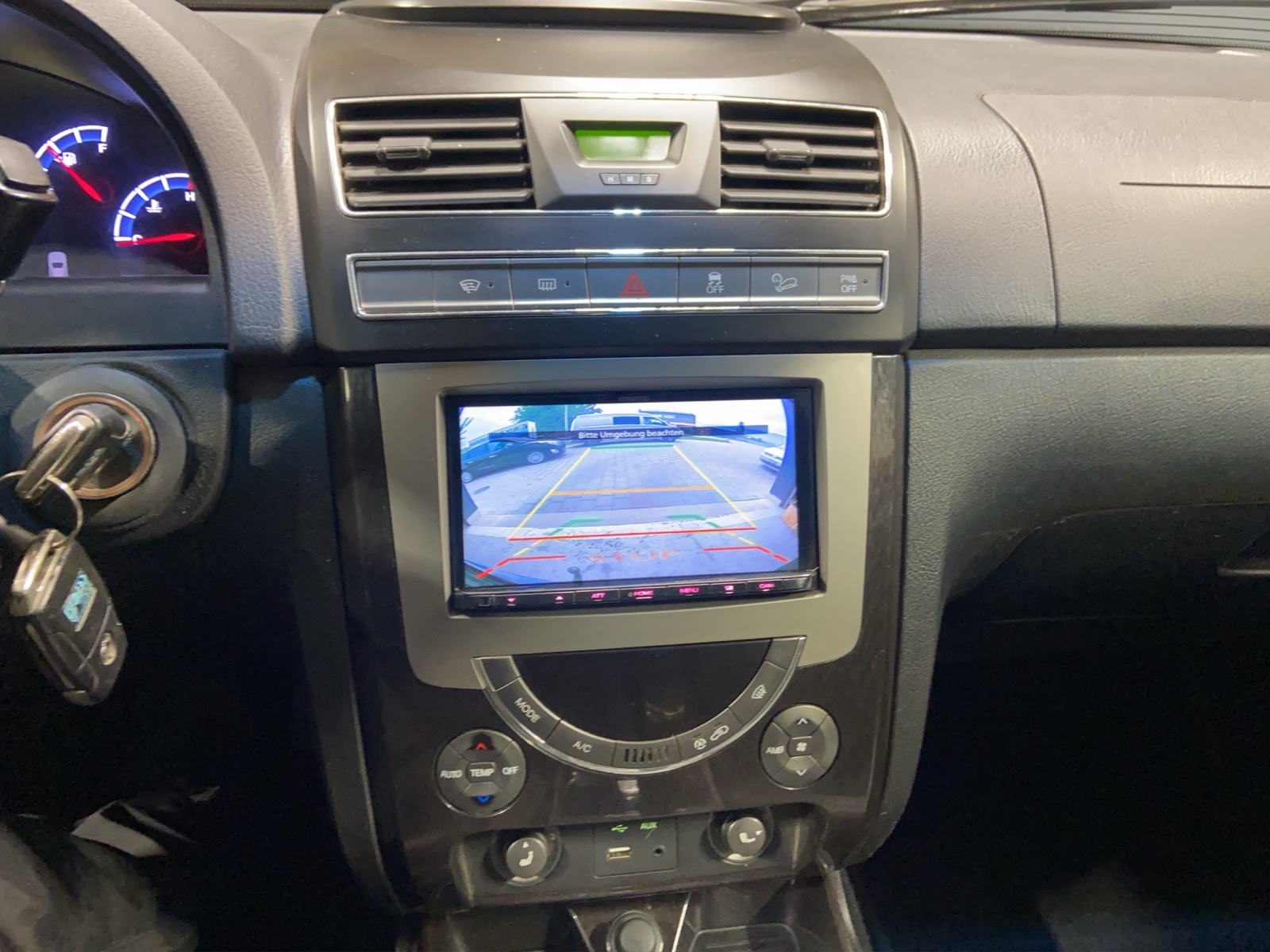 KGM-SsangYong Rexton RX200 e-XDi Sapphire 4WD Automatic-image-12