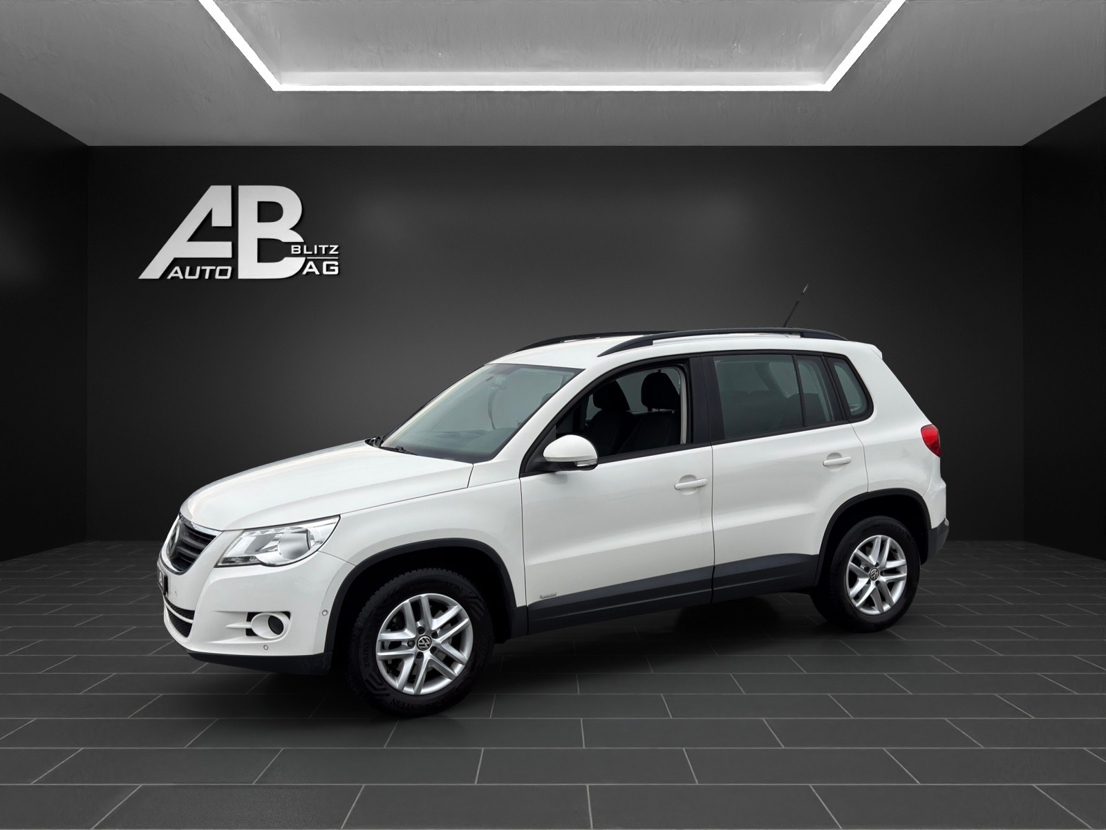 VW Tiguan 2.0 TDI 4x4 Trend&Fun mit 140 PS-image-1