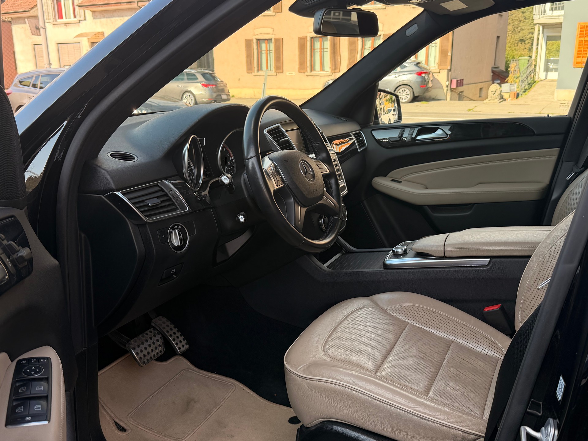 MERCEDES-BENZ ML 350 BlueTEC 4Matic 7G-Tronic-image-9