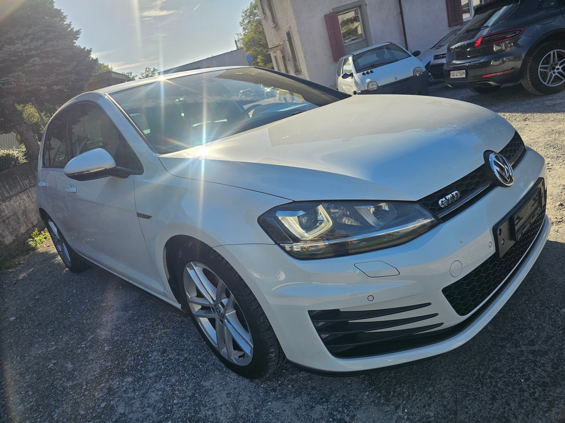 VW Golf 2.0 TDI GTD DSG-image-1
