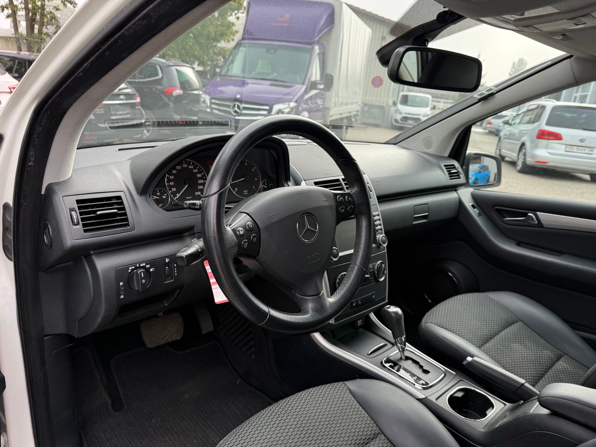 MERCEDES-BENZ A 180 (170) Avantgarde Autotronic-image-5