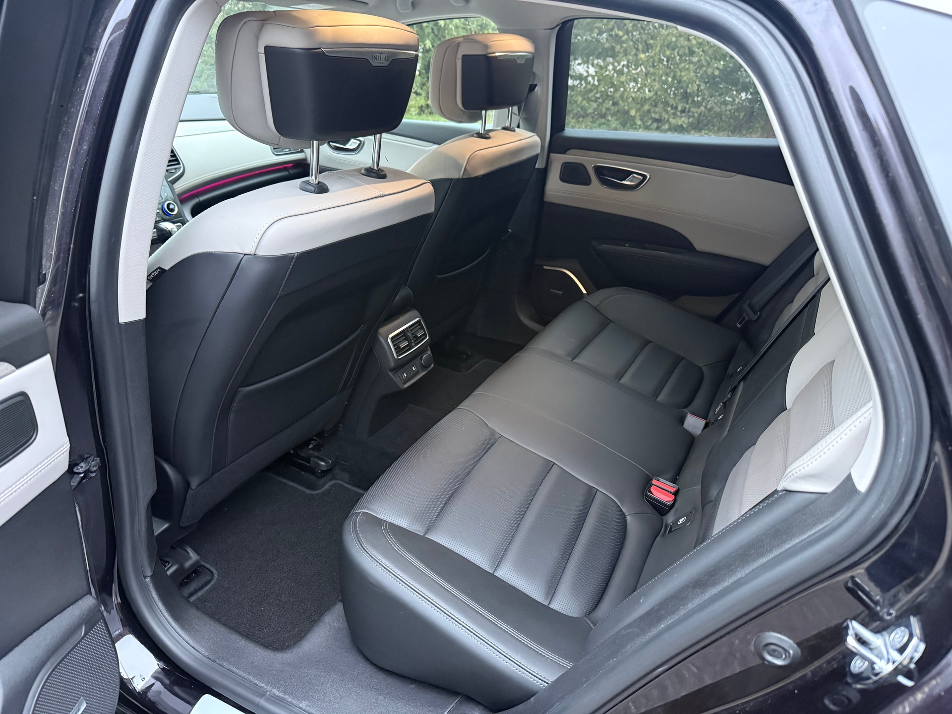 RENAULT Talisman 1.6 TCe Initiale EDC-image-8