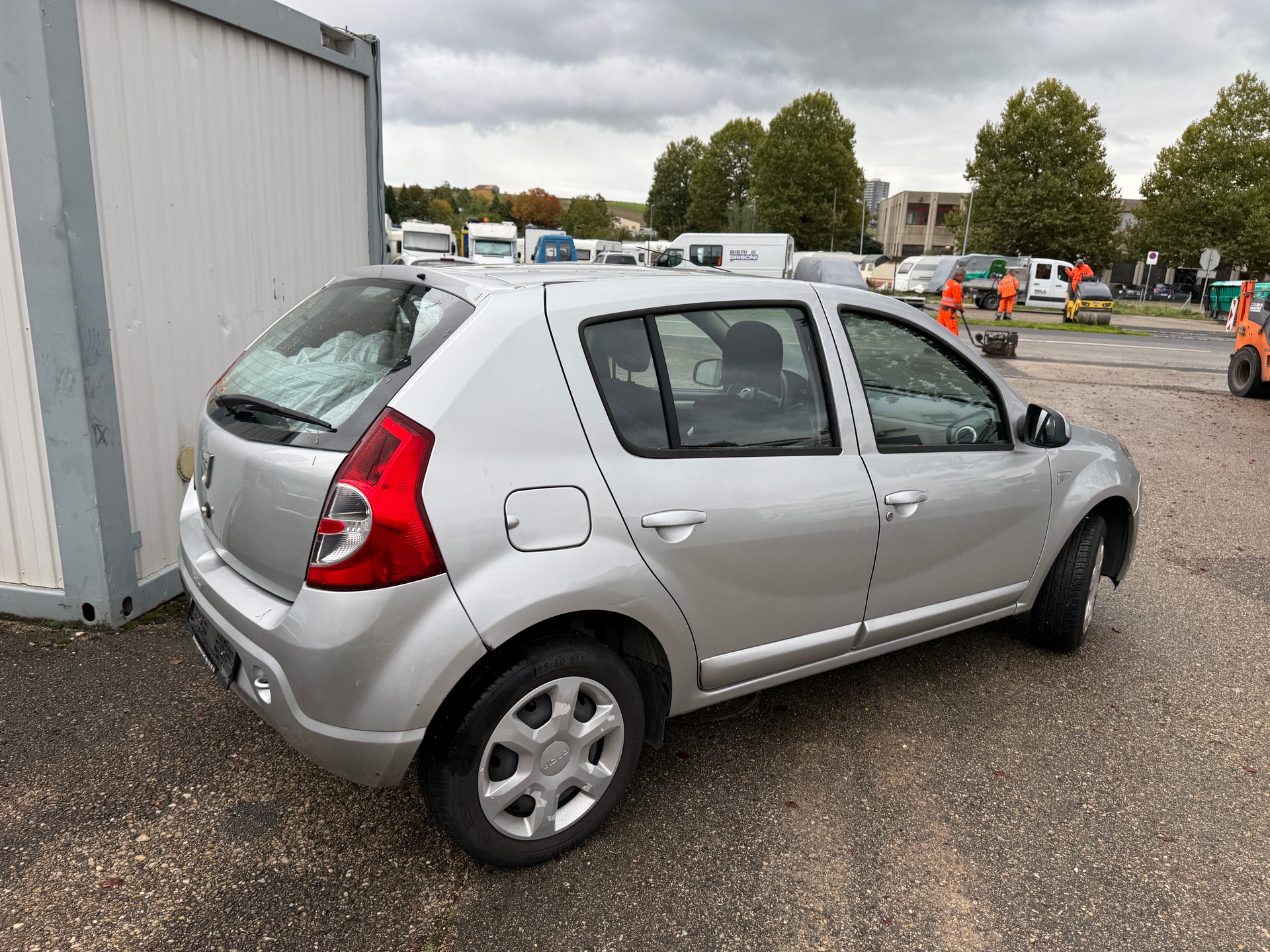 DACIA Sandero 1.6 Ambiance-image-3