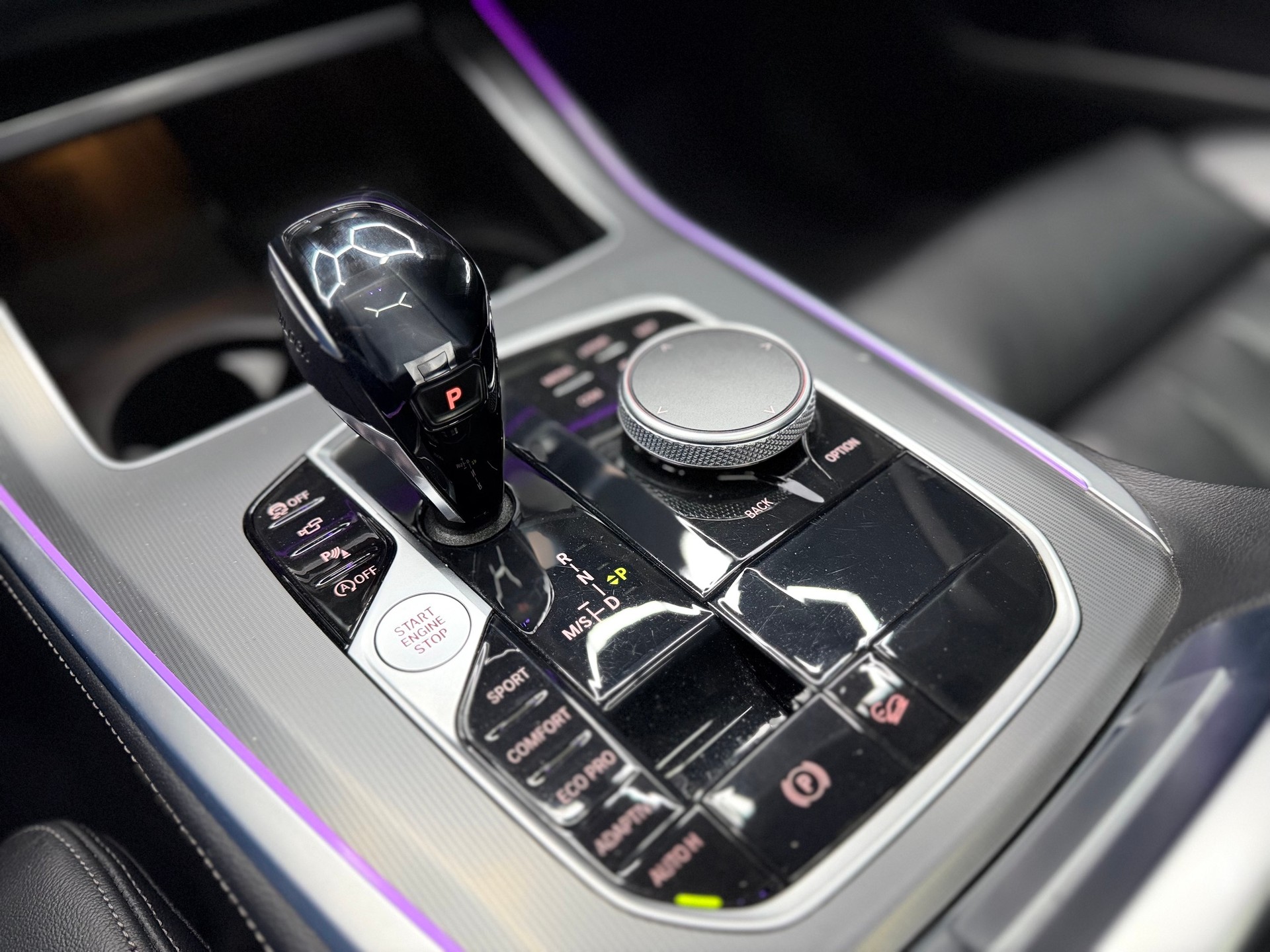 BMW X5 xDrive 30d Steptronic-image-16