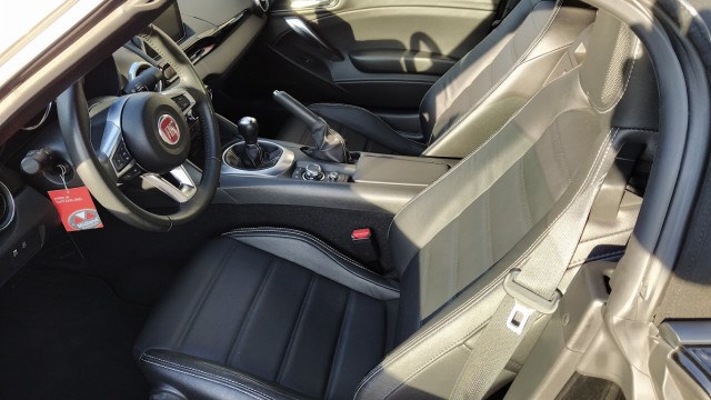 FIAT 124 Spider 1.4 TB Lusso-image-10