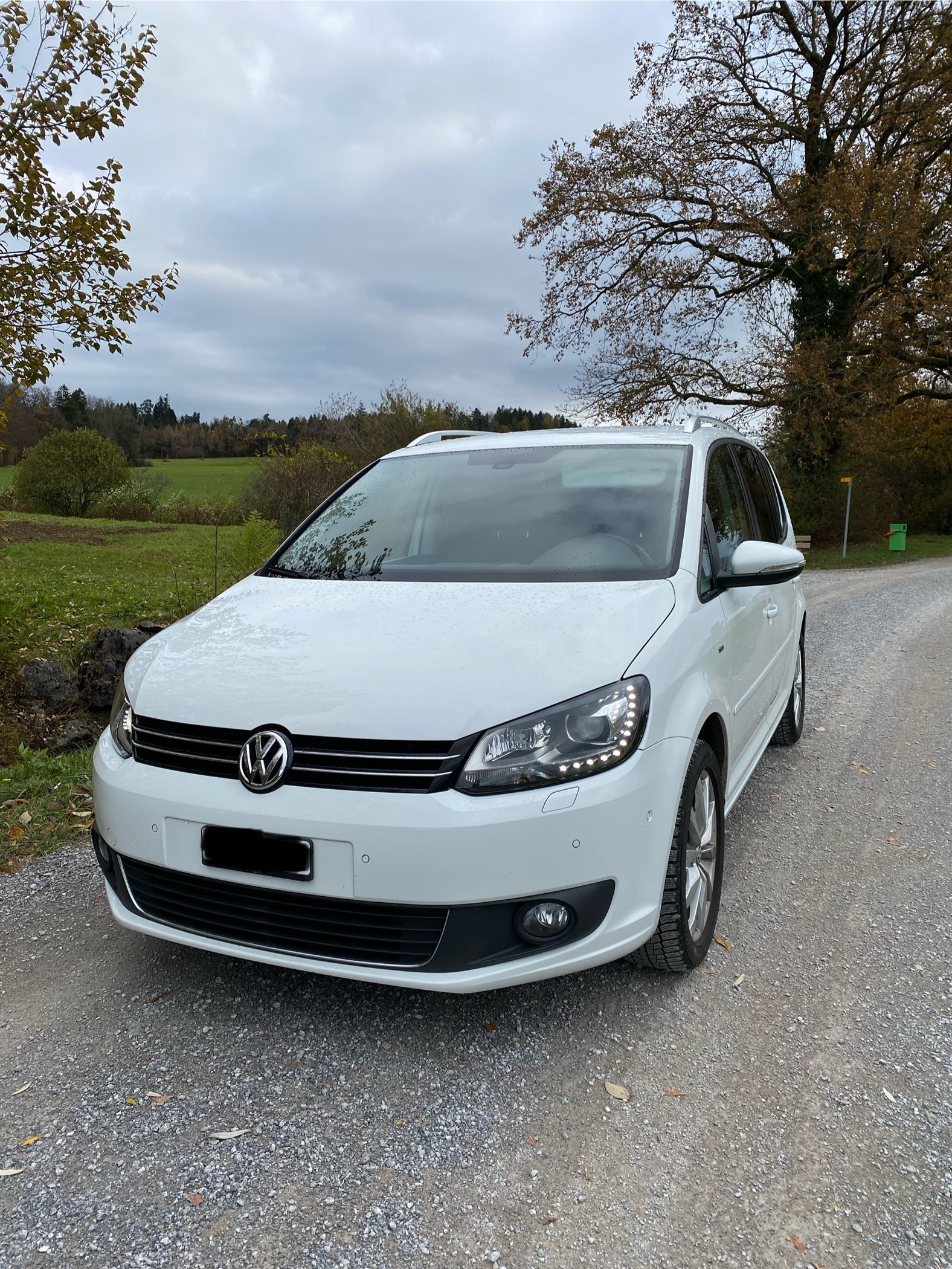 VW Touran Cup Version, 1.6 TDI, DSG, Frisch ab MFK & Frisch ab grossen Service, 8 Fach bereift, Top Austattung