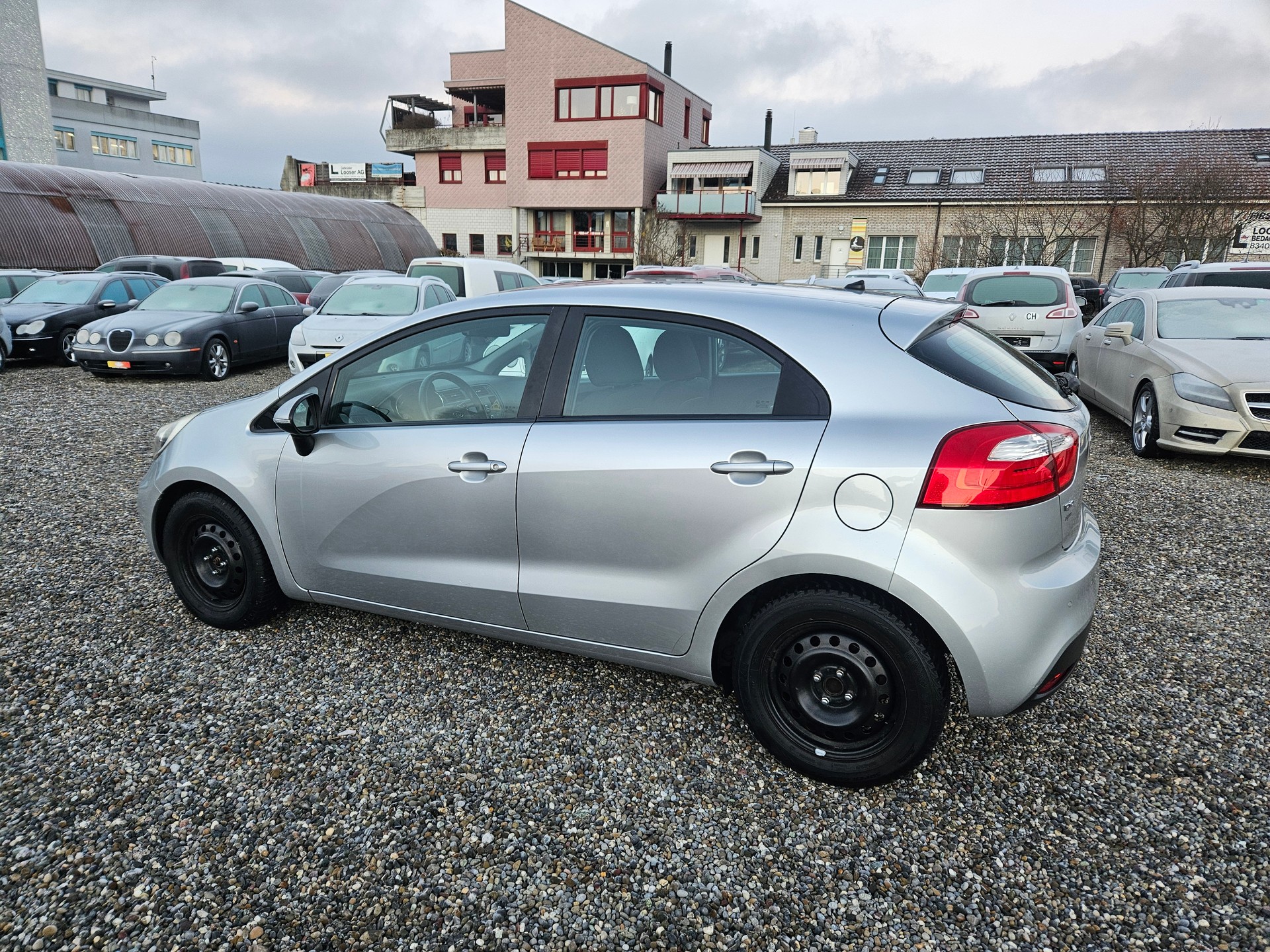 KIA RIO-image-7