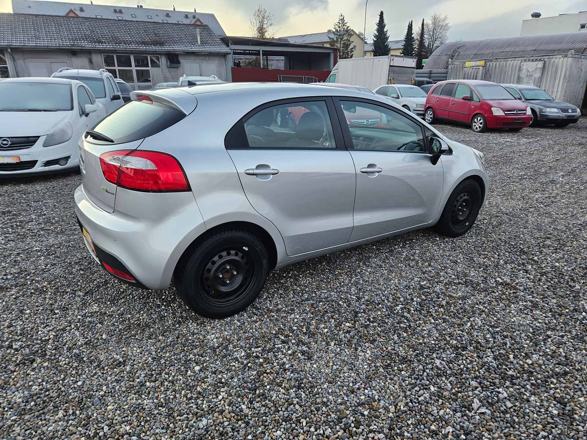 KIA RIO-image-4