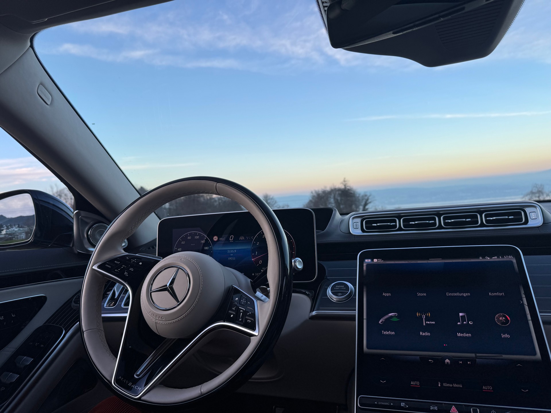 MERCEDES-BENZ S 680 4Matic Maybach First Class 9G-Tronic-image-11