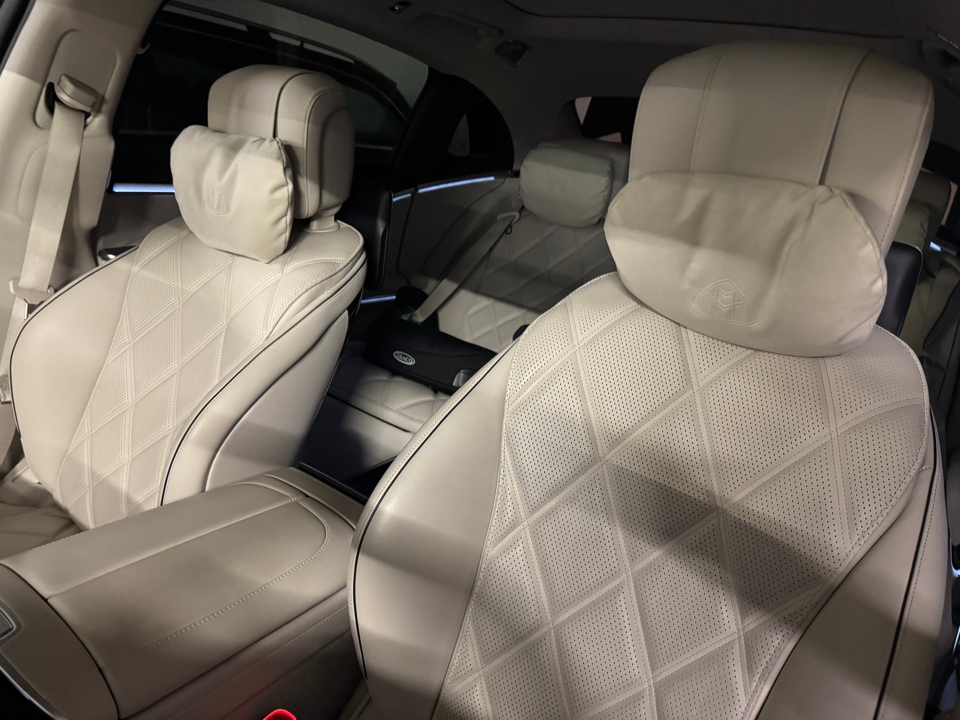 MERCEDES-BENZ S 680 4Matic Maybach First Class 9G-Tronic-image-8