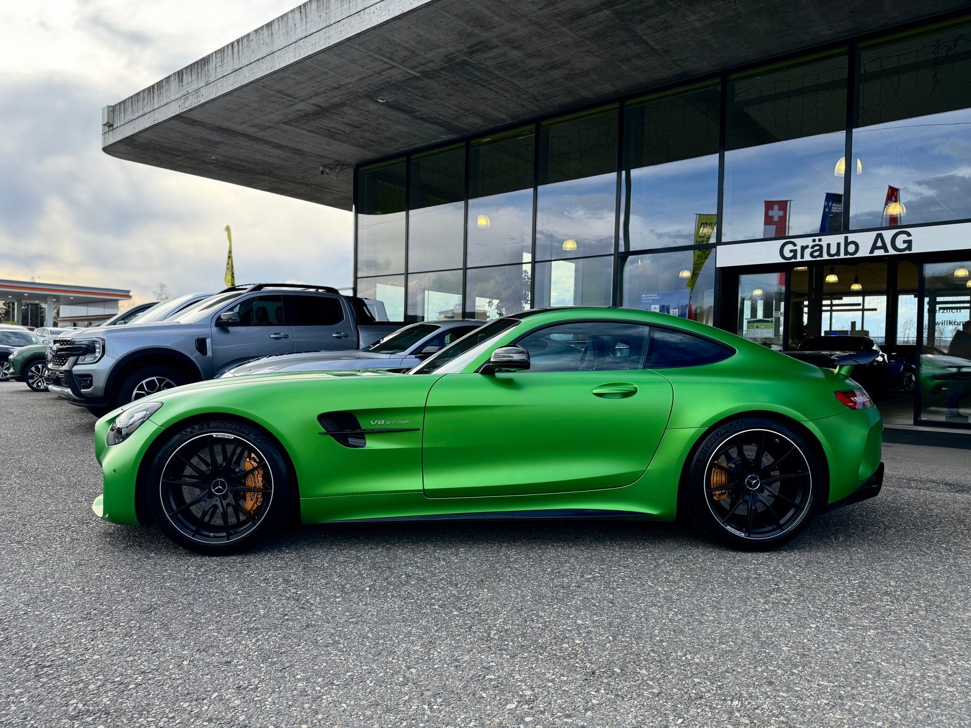 MERCEDES-BENZ AMG GT R Speedshift DCT MAGNO GREEN MATT 3.99%-image-6