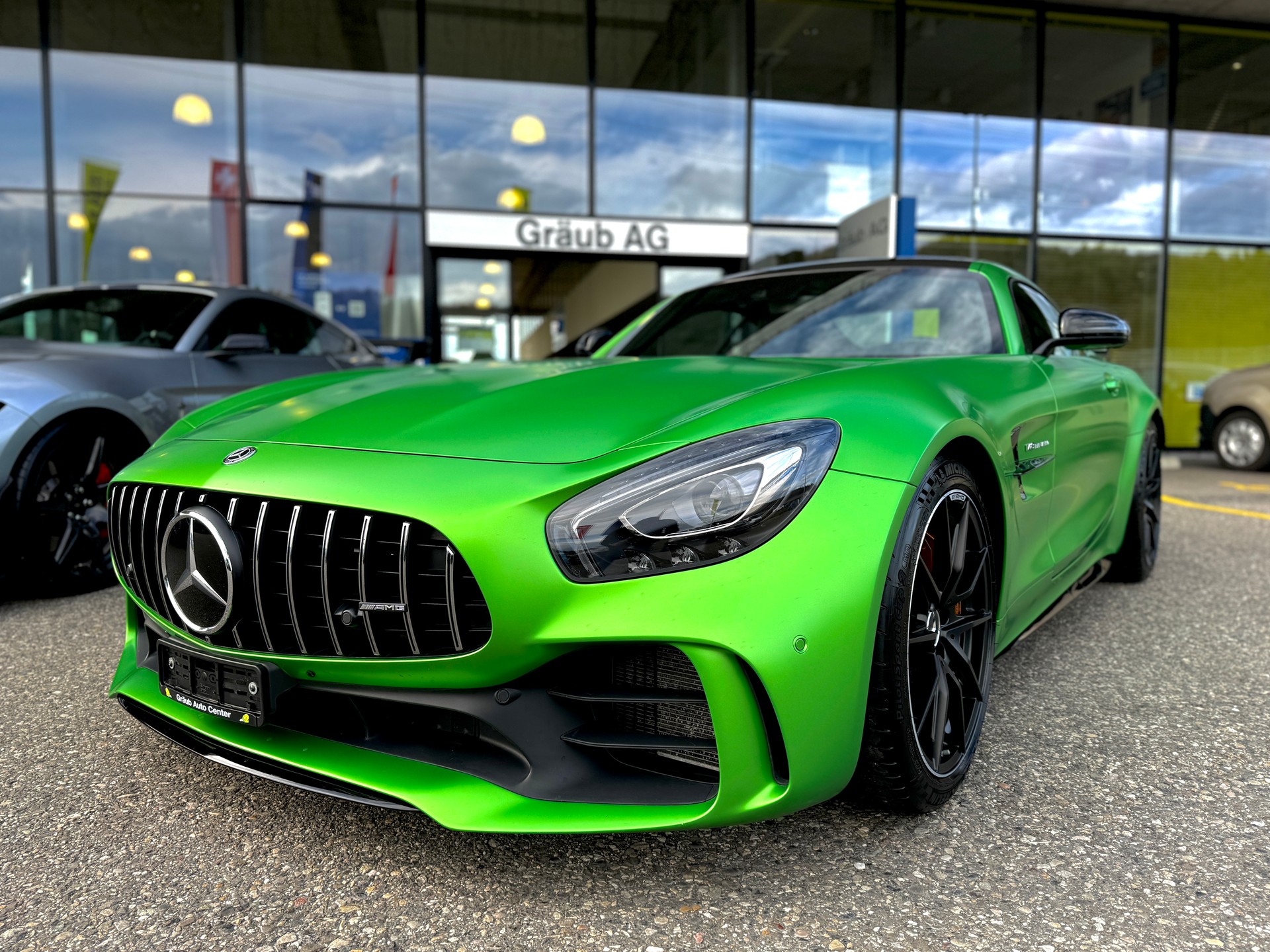 MERCEDES-BENZ AMG GT R Speedshift DCT MAGNO GREEN MATT 3.99%-image-3