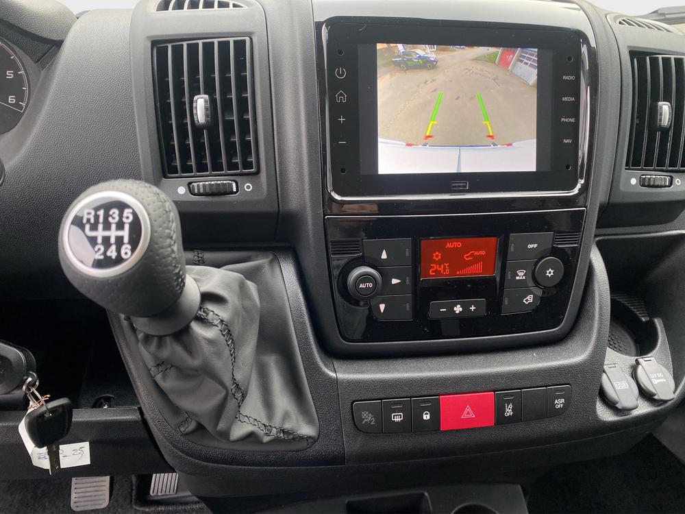 CITROEN Jumper 33 2.2 BlueHDi 140 L2H2-image-11