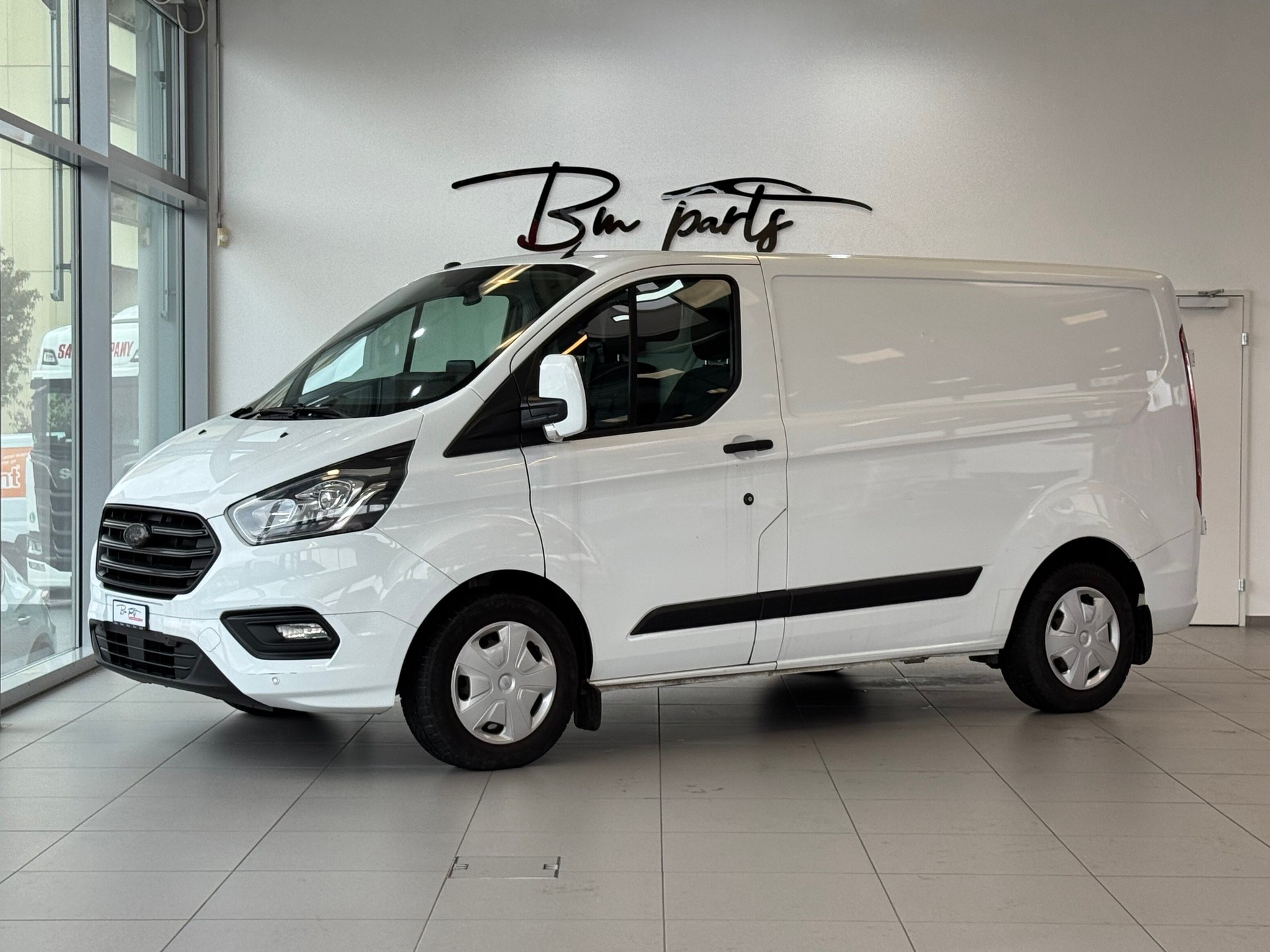 FORD Transit Custom Van 280 L1H1 Trend A-image-1