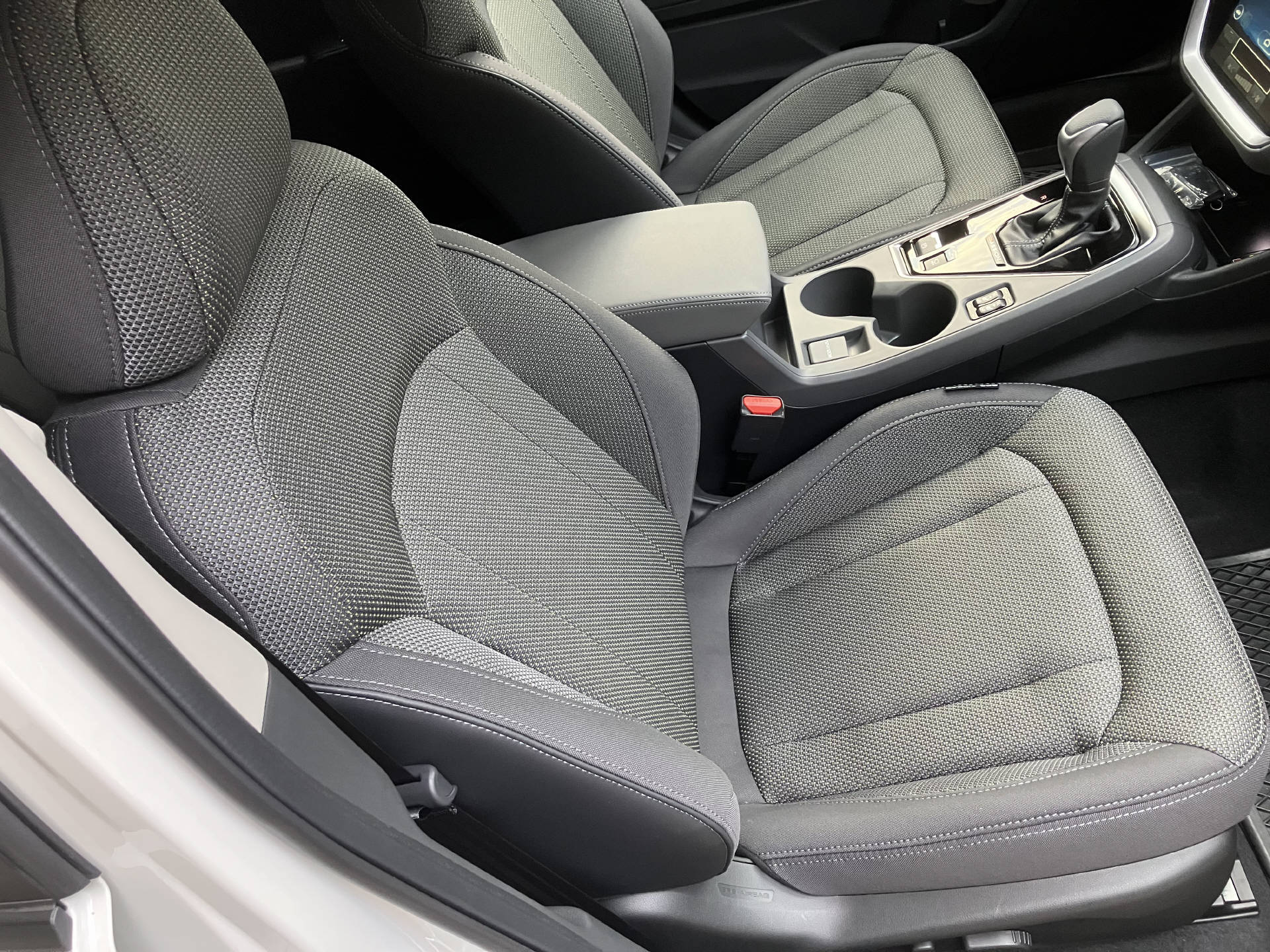 SUBARU Crosstrek 2.0i e-Boxer Passion-image-4