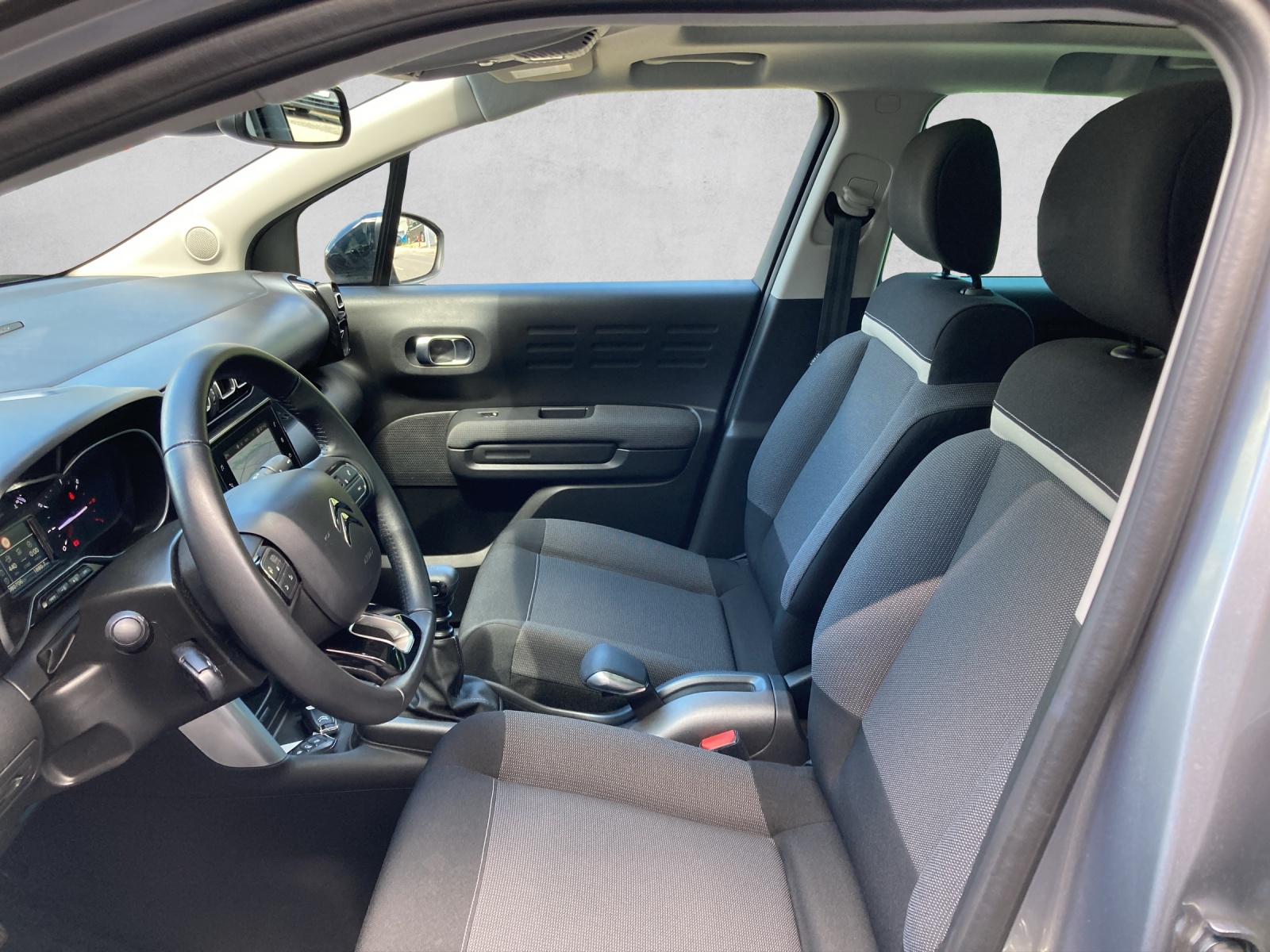 CITROEN C3 Aircross 1.2i PureTech Shine-image-6