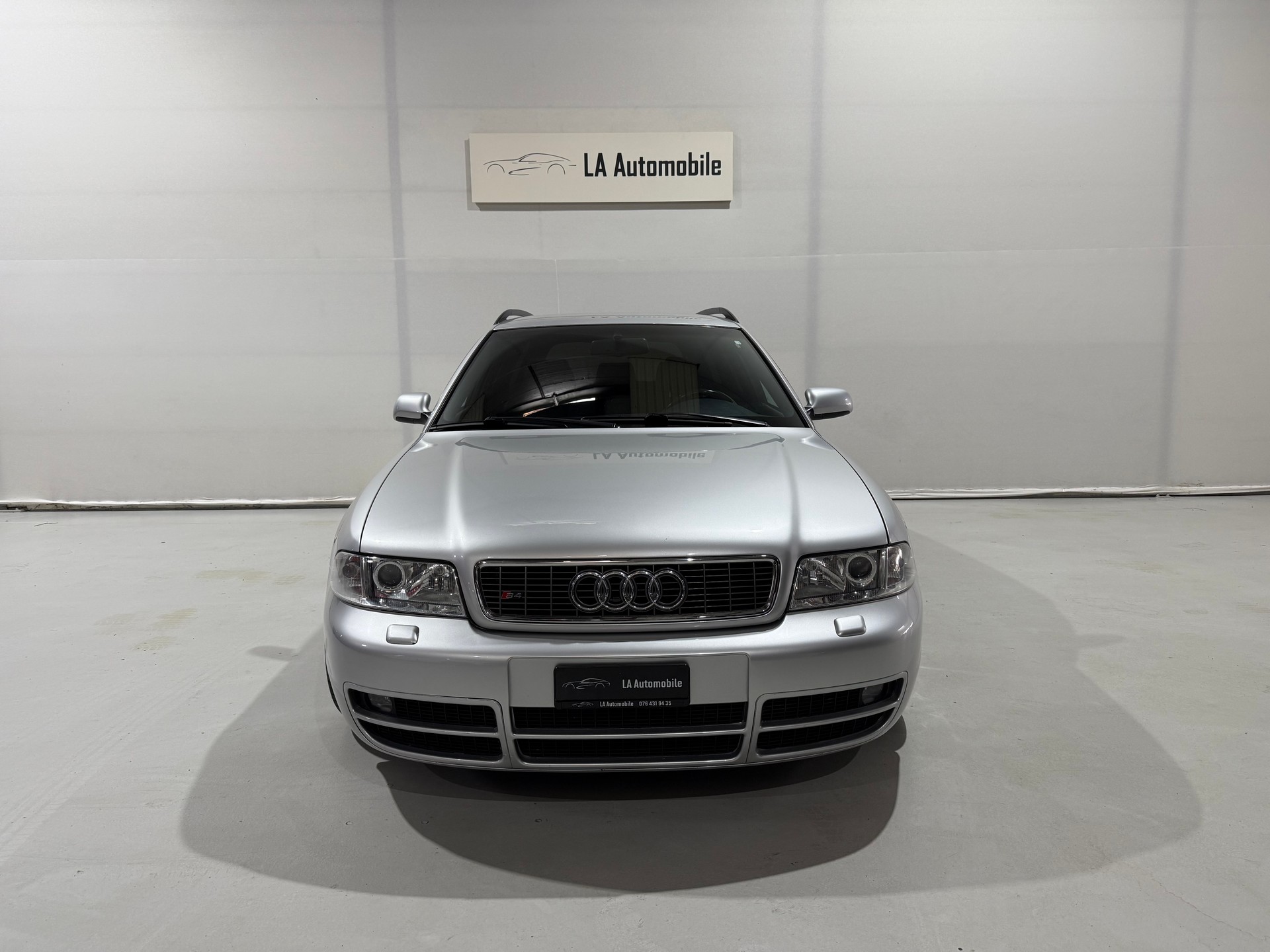 AUDI S4 Avant quattro-image-3