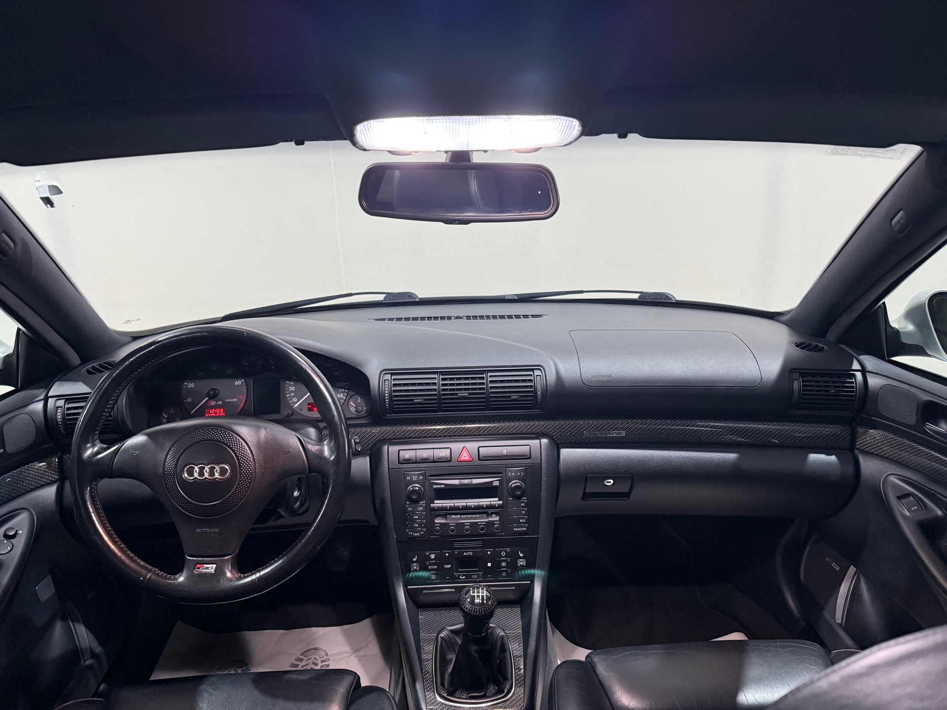 AUDI S4 Avant quattro-image-12