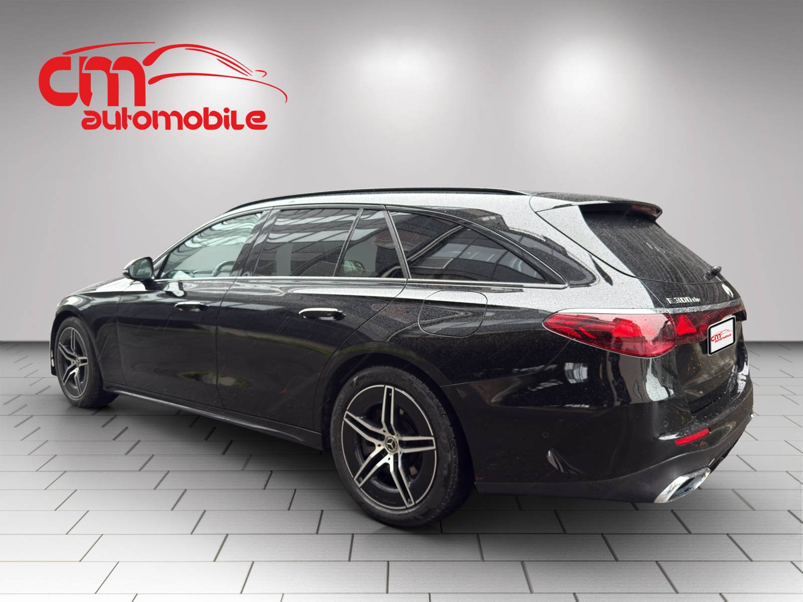 MERCEDES-BENZ E 300 de T 4Matic 9G-Tronic-showroom-element-1