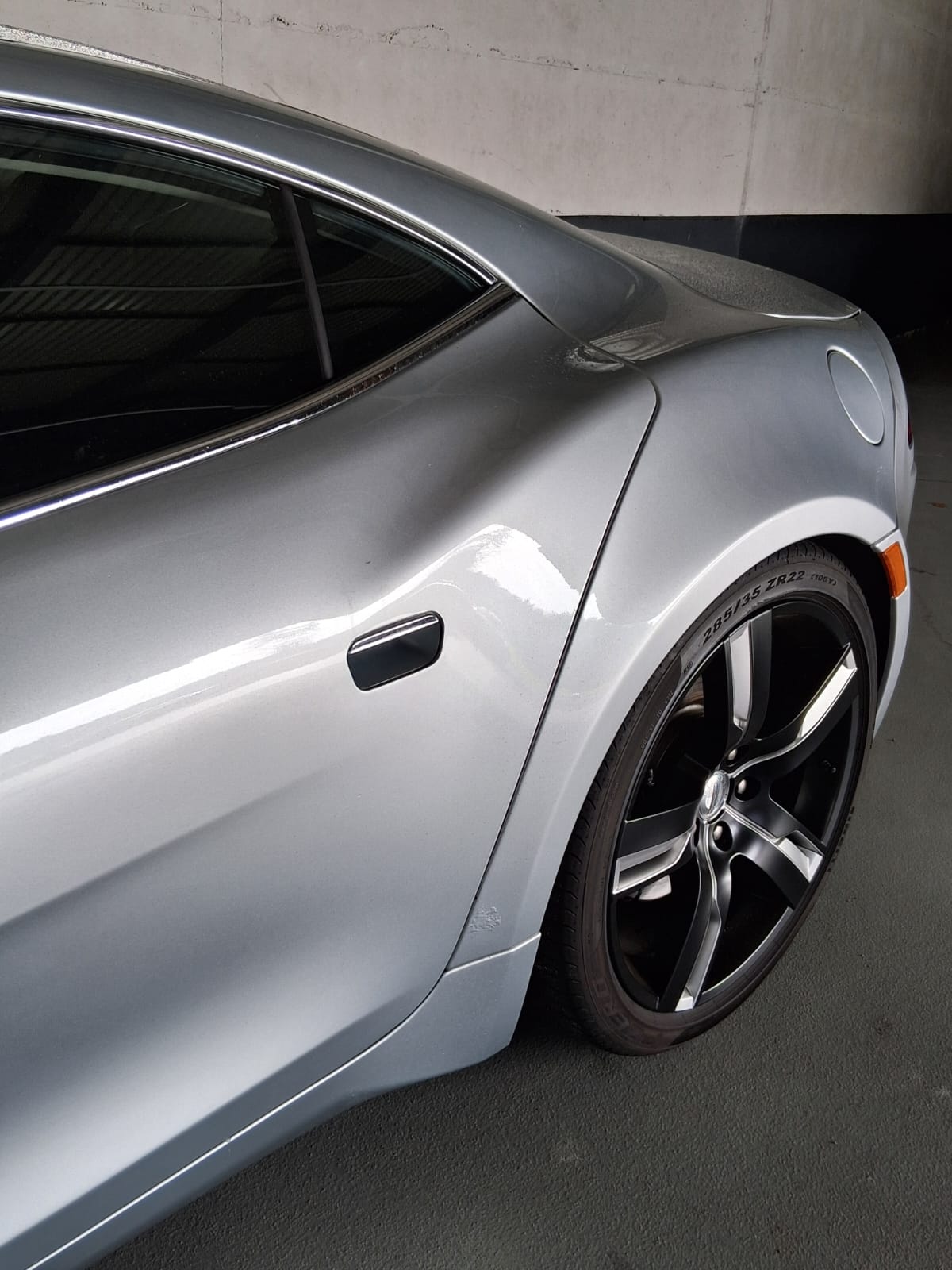 FISKER Karma Sport-showroom-element-3
