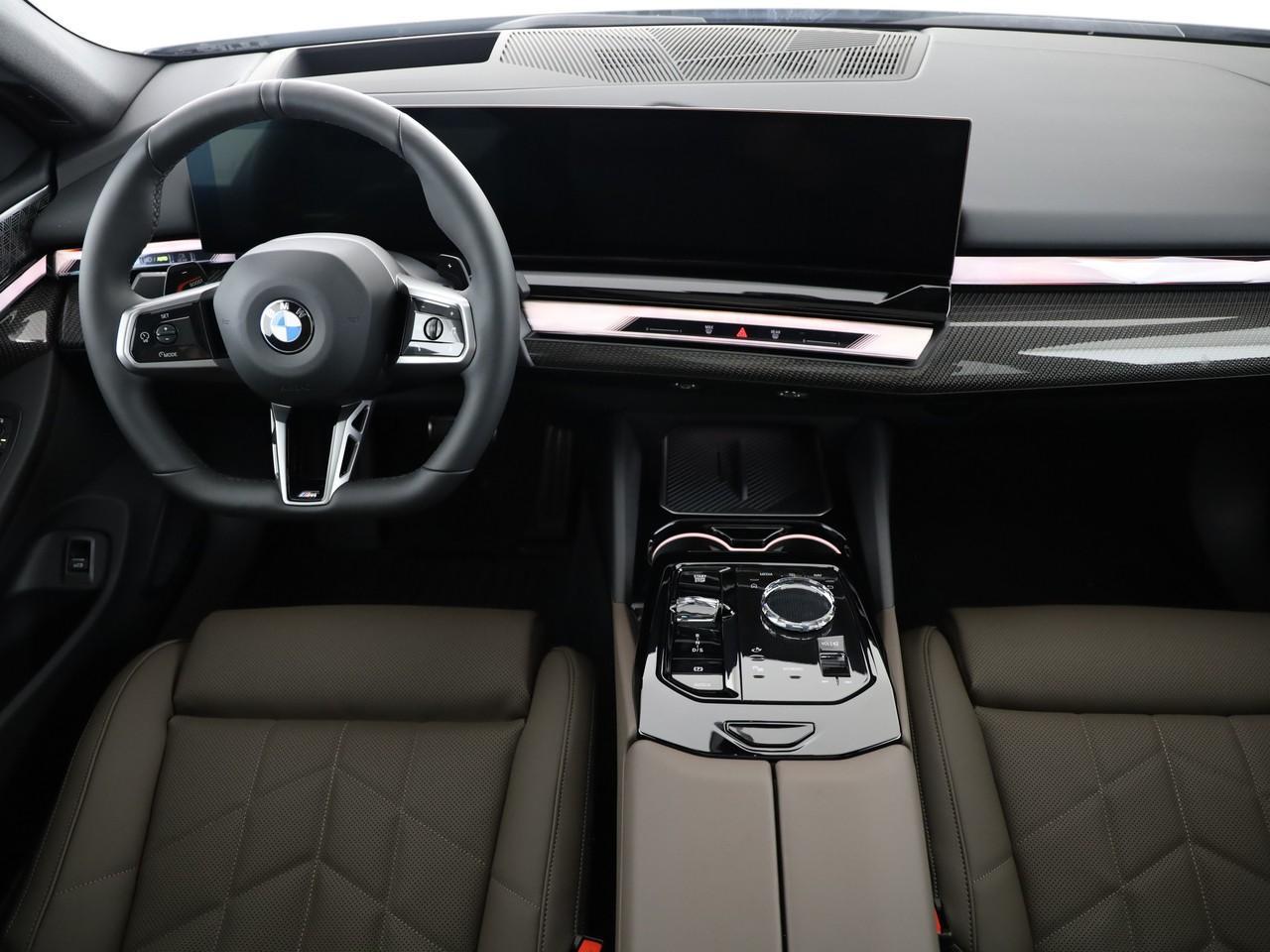 BMW 540d xDrive 48V Touring M Sport Pro Steptronic-image-10
