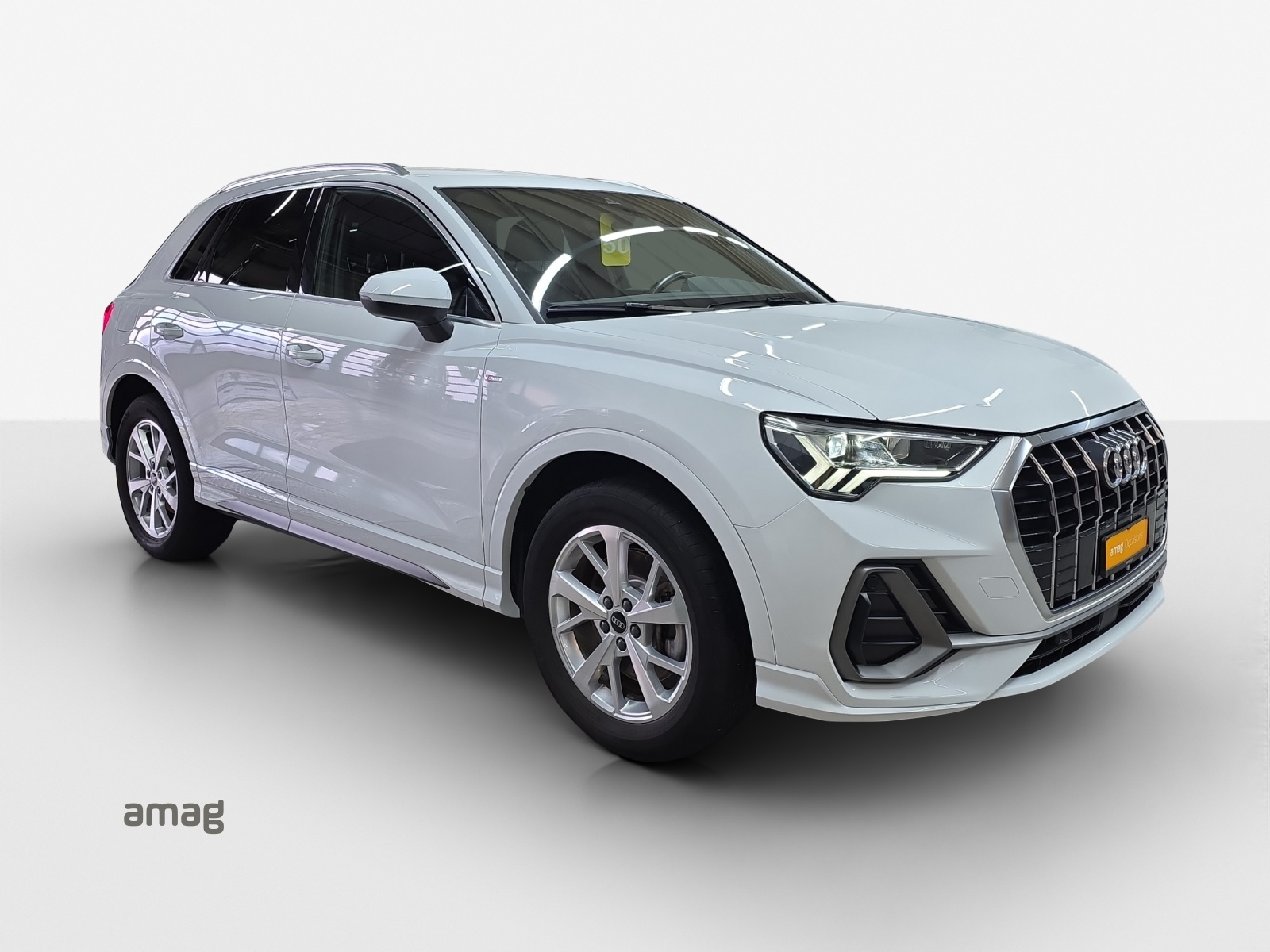 AUDI Q3 45 TFSI e S line Attraction S-tronic-image-6