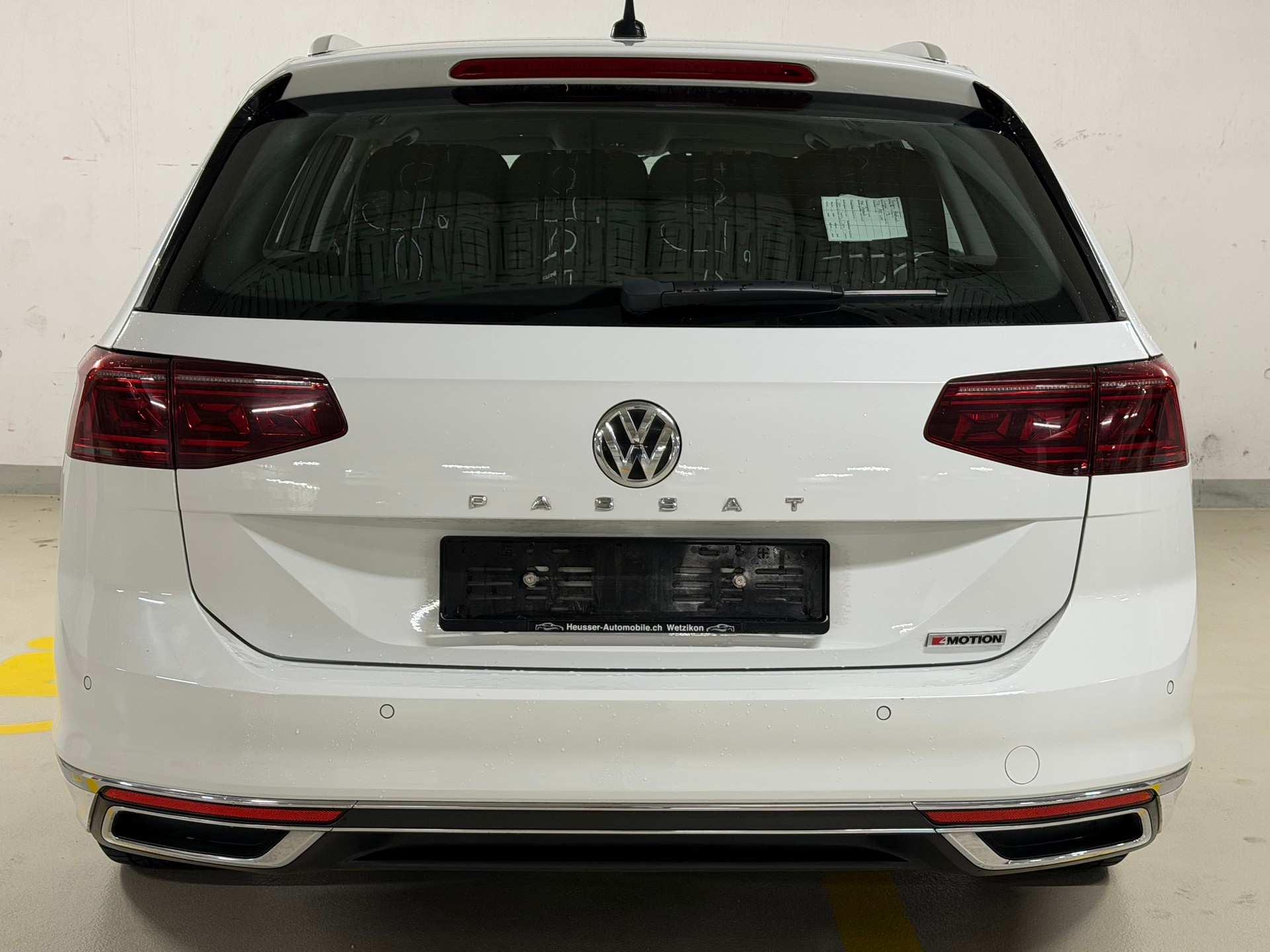 VW Passat 2.0 TDI BMT Elegance 4Motion DSG-image-5