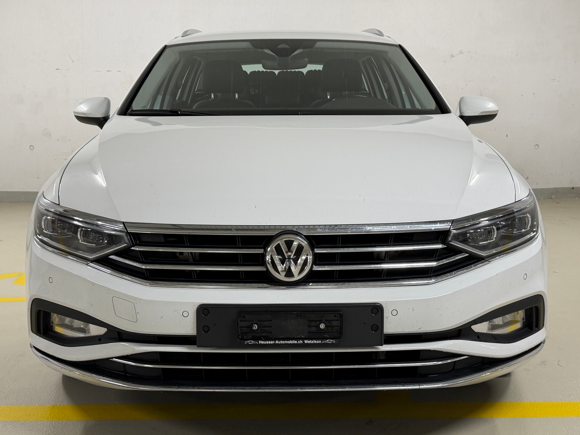 VW Passat 2.0 TDI BMT Elegance 4Motion DSG-image-1