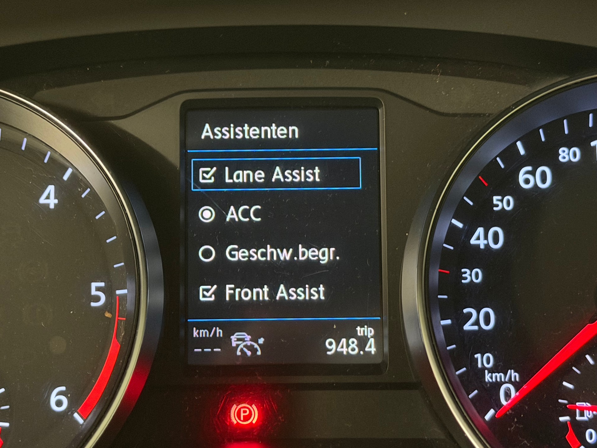 VW Passat 2.0 TDI BMT Elegance 4Motion DSG-image-23