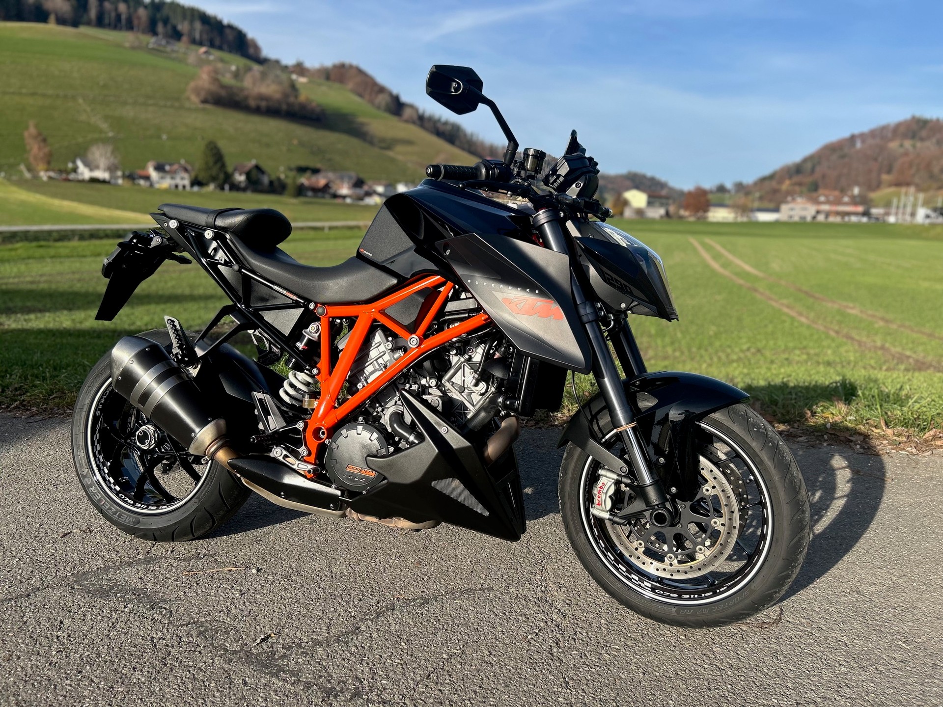 KTM 1290 Super Duke R