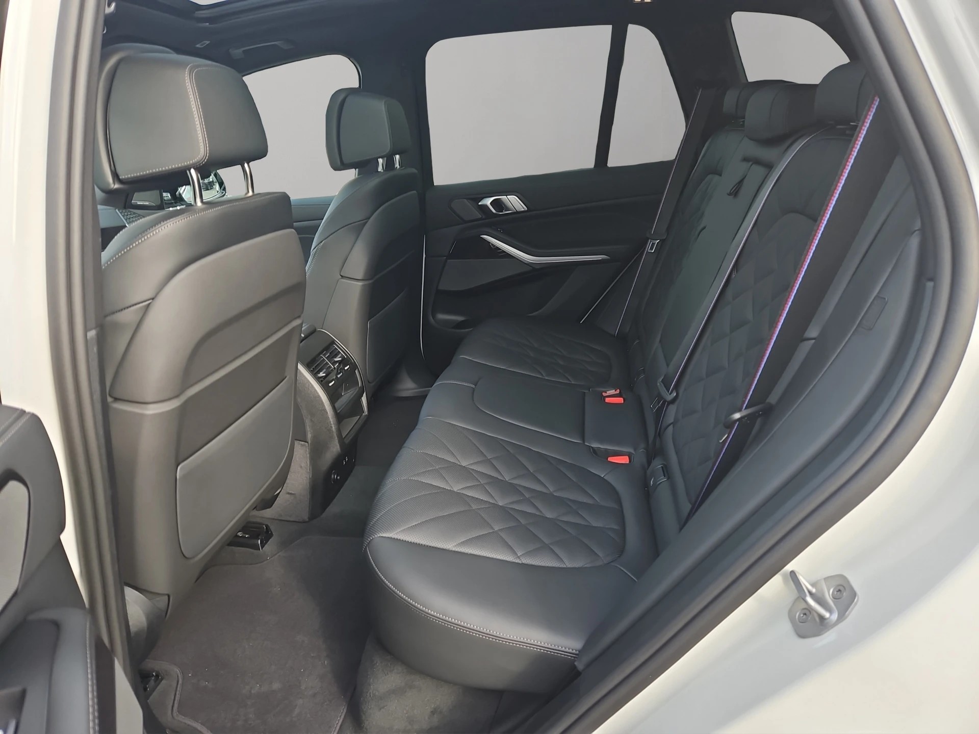 BMW X5 xDrive 48V 30d M Sport Steptronic-image-15