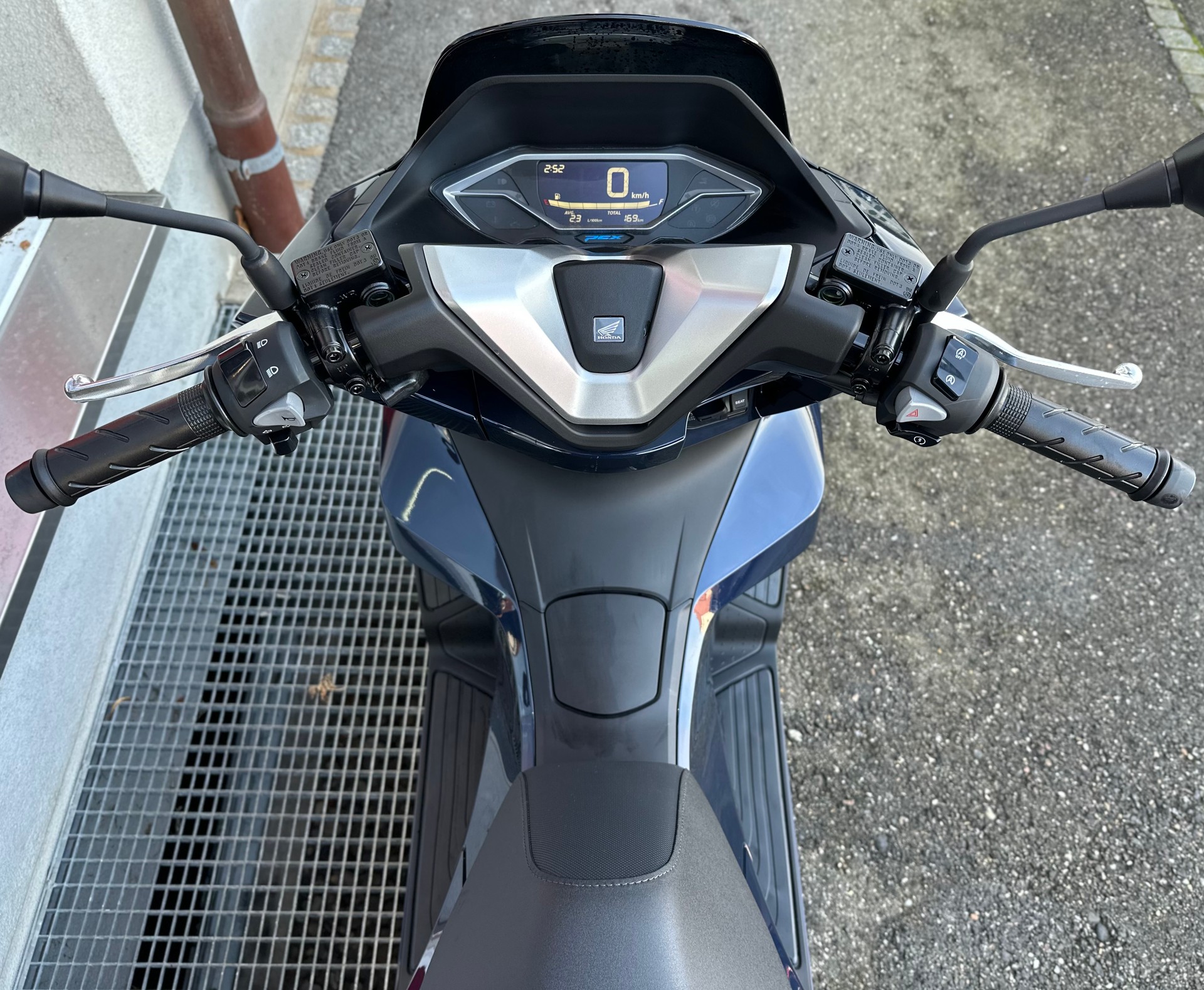 HONDA PCX 125 i ABS-image-8