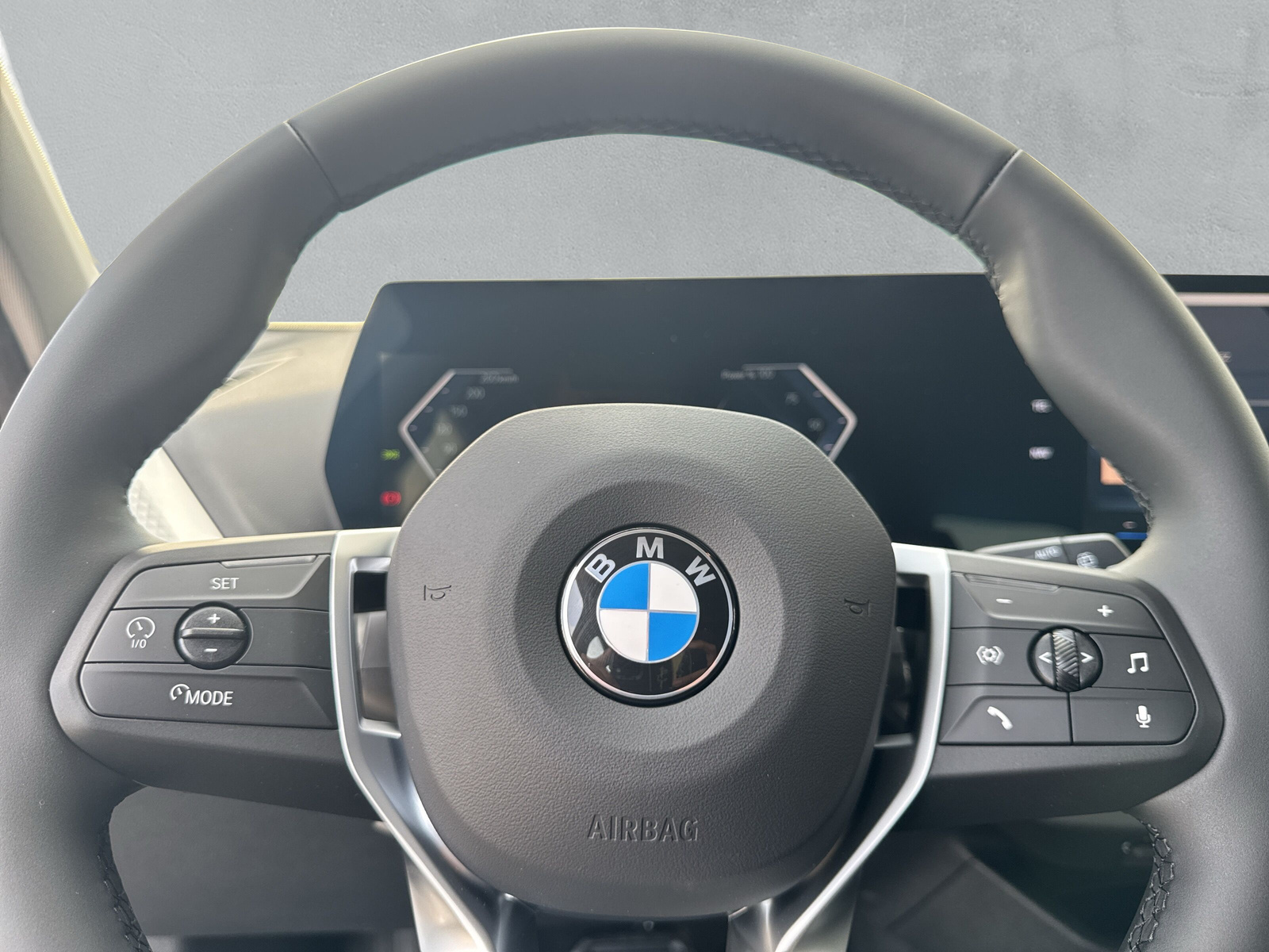 BMW 116 Steptronic📍-image-18