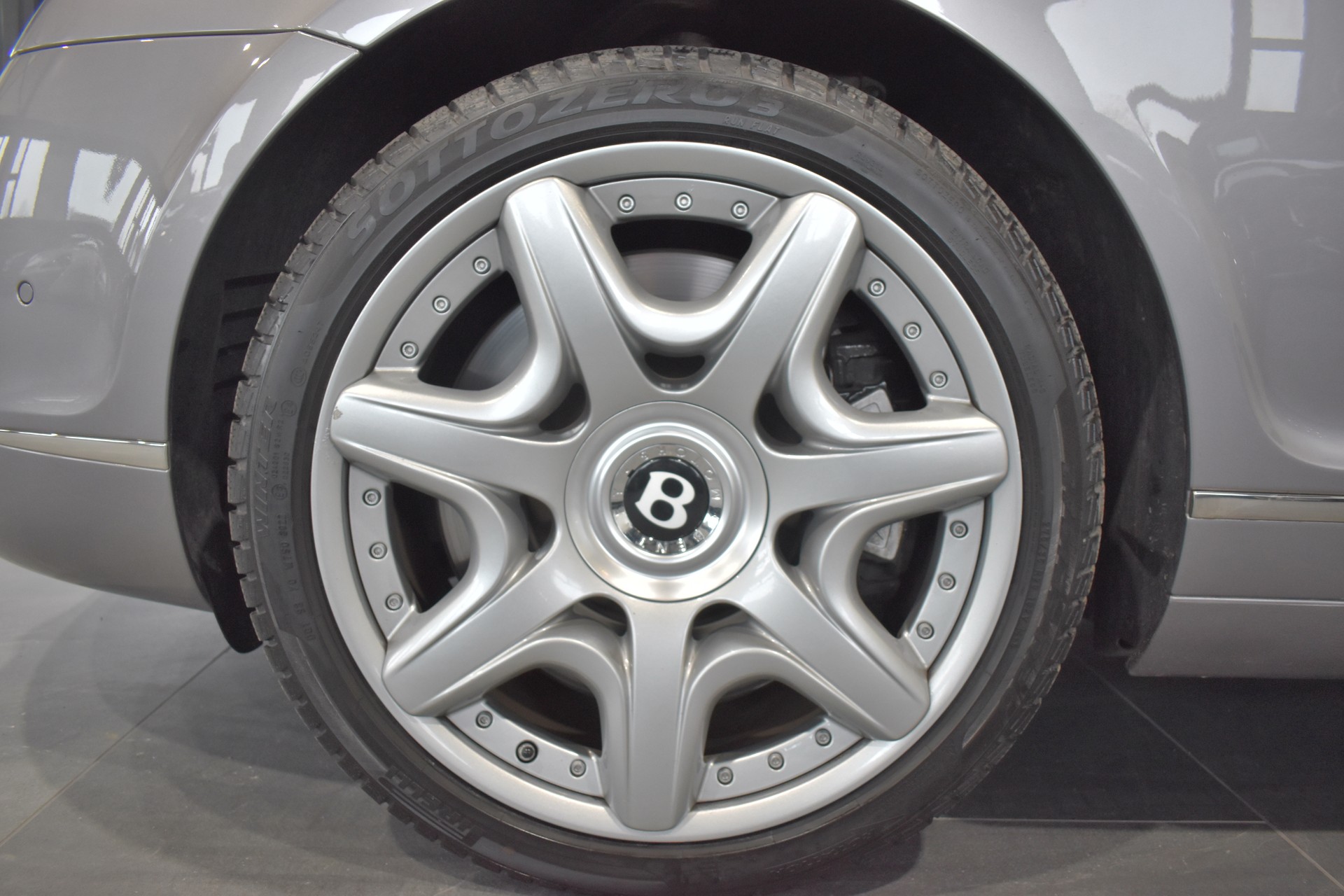 BENTLEY Continental Flying Spur 6.0-image-5