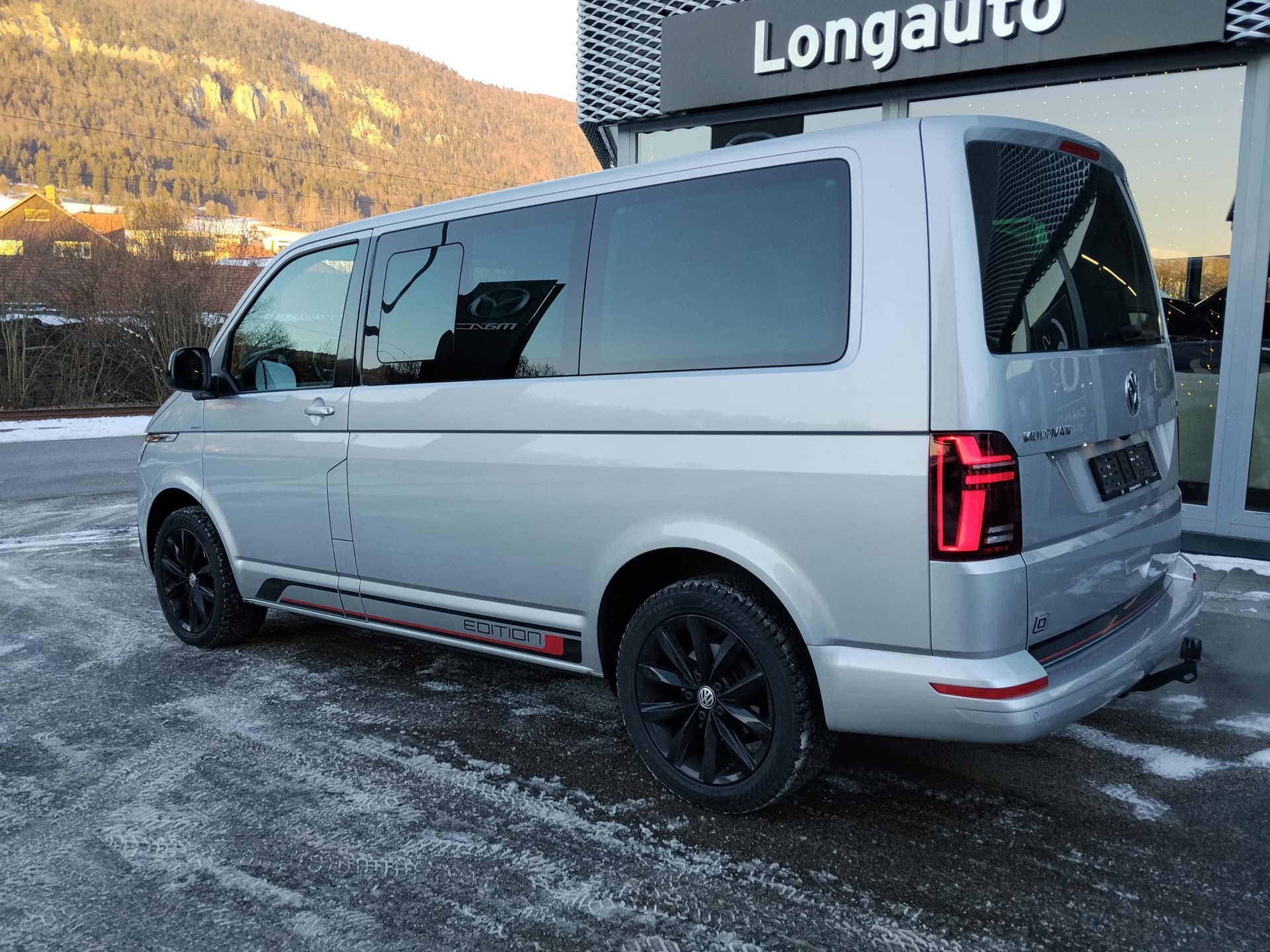 VW T6.1 Multivan 2.0 Bi-TDI Liberty Edition 4Motion DSG-image-5