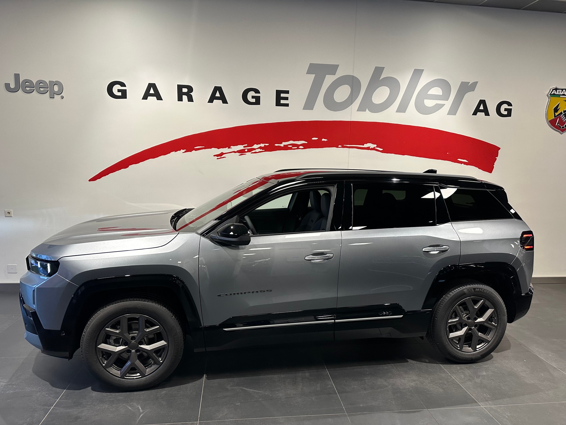 JEEP Compass 1.2 T e-Hybrid First Edition-image-10