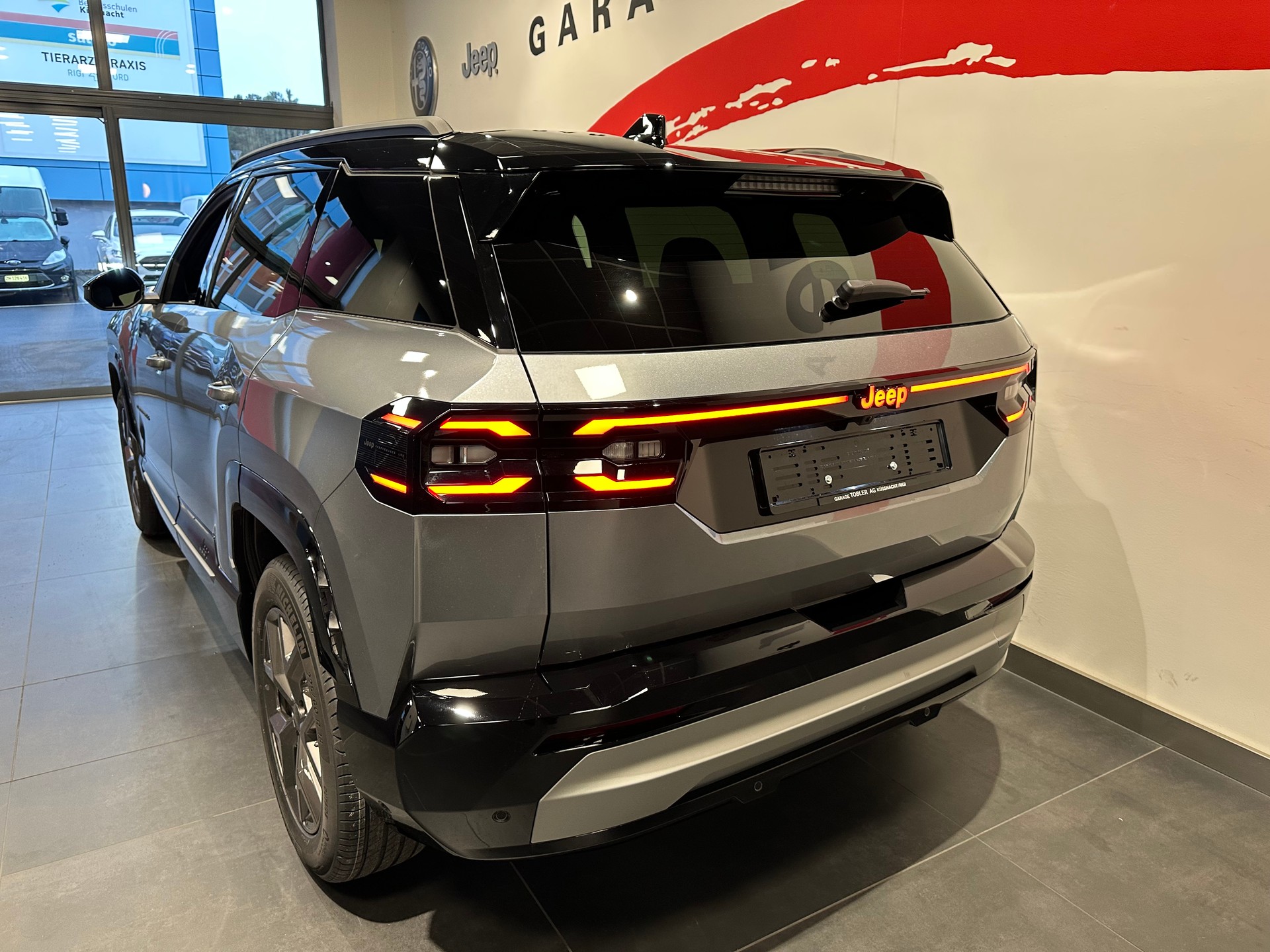 JEEP Compass 1.2 T e-Hybrid First Edition-image-19