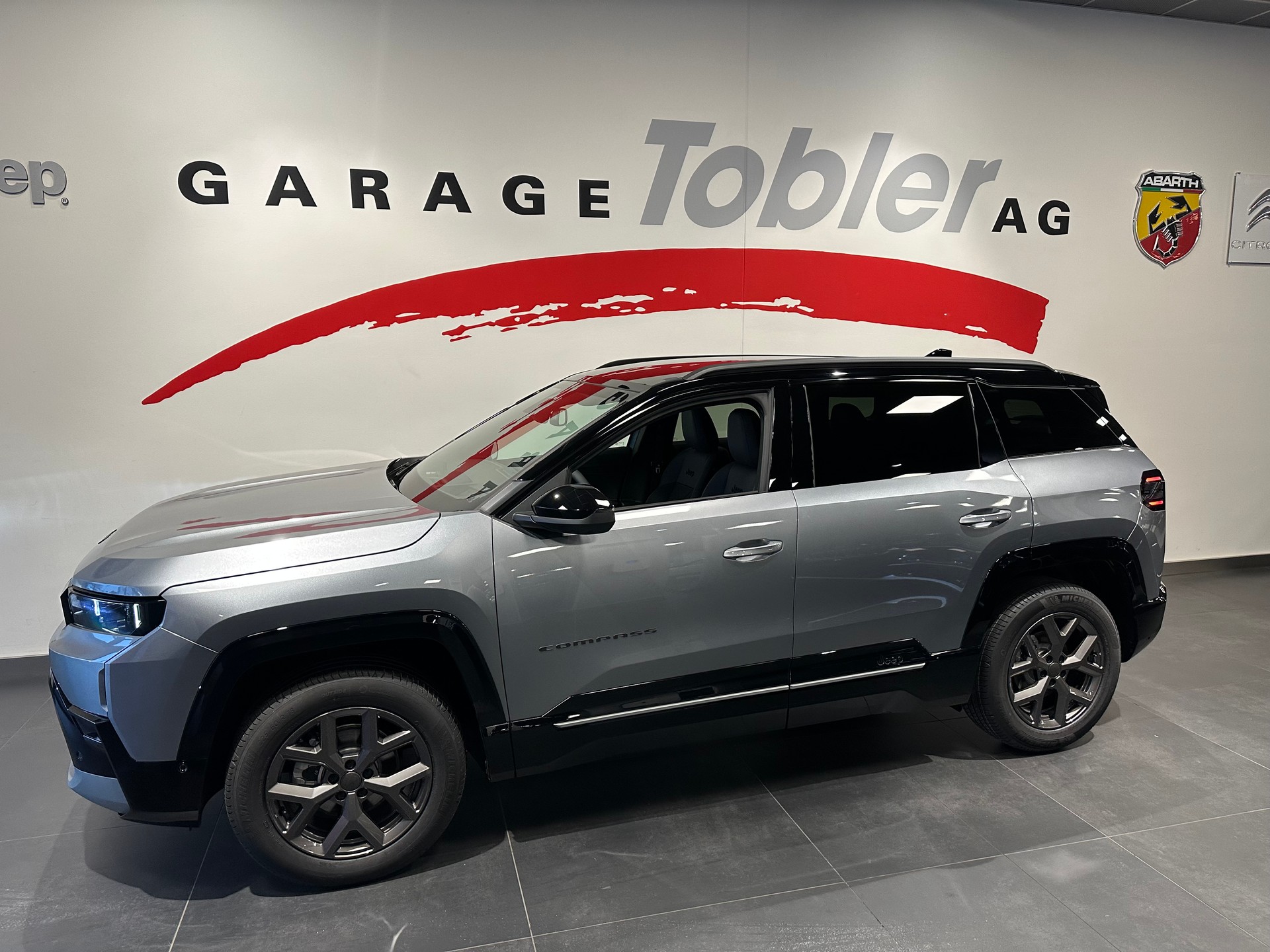 JEEP Compass 1.2 T e-Hybrid First Edition-image-8