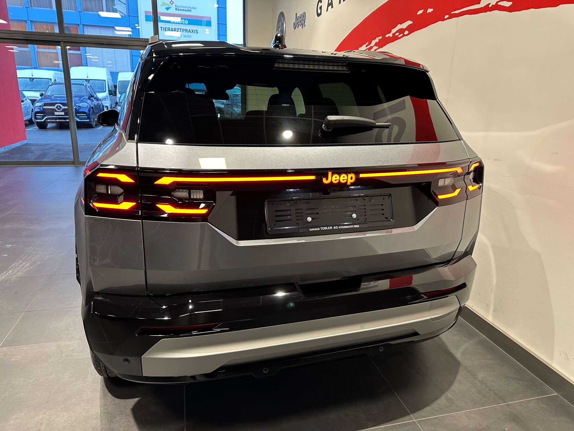 JEEP Compass 1.2 T e-Hybrid First Edition-image-21