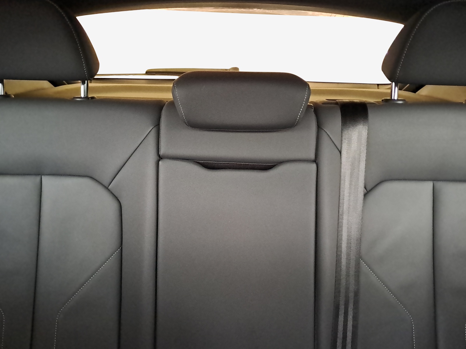 AUDI Q3 Sportback 40 TDI S line Attraction quattro S-tronic-image-11
